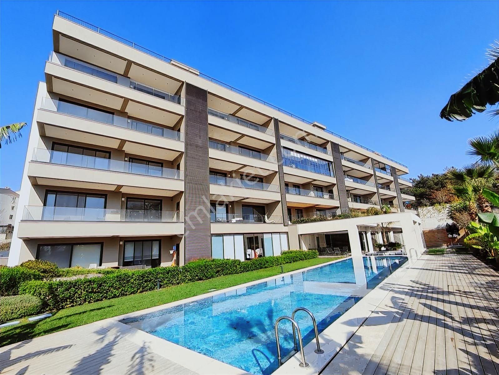 Bornova Evka 3 De Nezih Sitede Satılık 4+1 Daire - Görsel 12