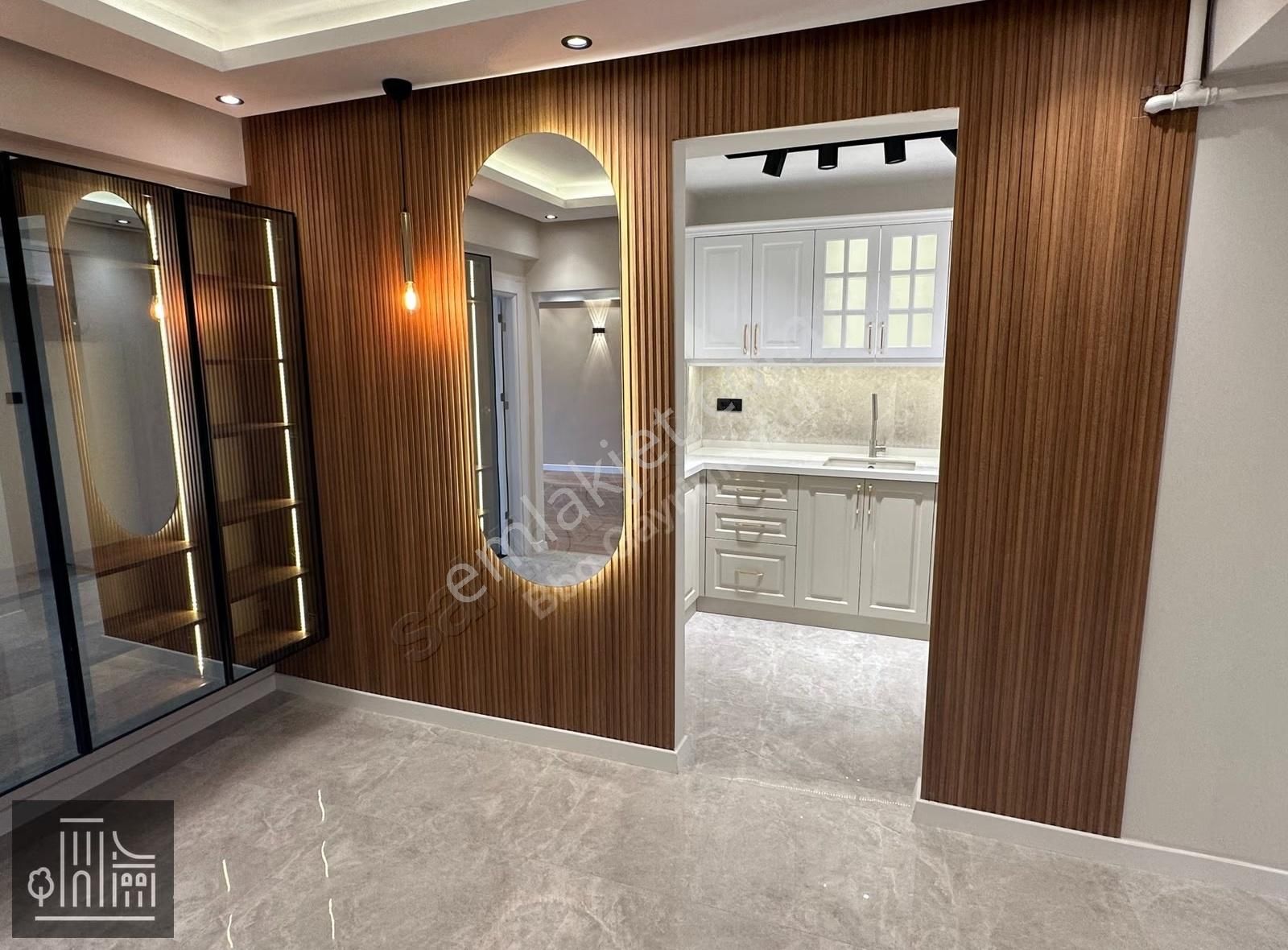 Balçova Ata Cadde Üzerinde Metroya Yakın 3+1 Asansörlü Masrafsız - Görsel 6