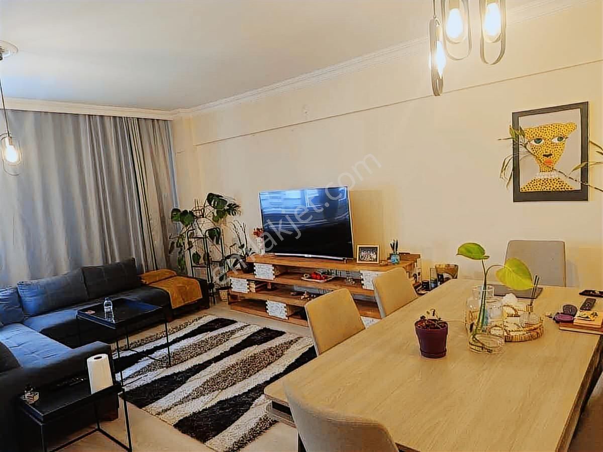 Beyoğlu Gümüşsuyu Satılık Daire