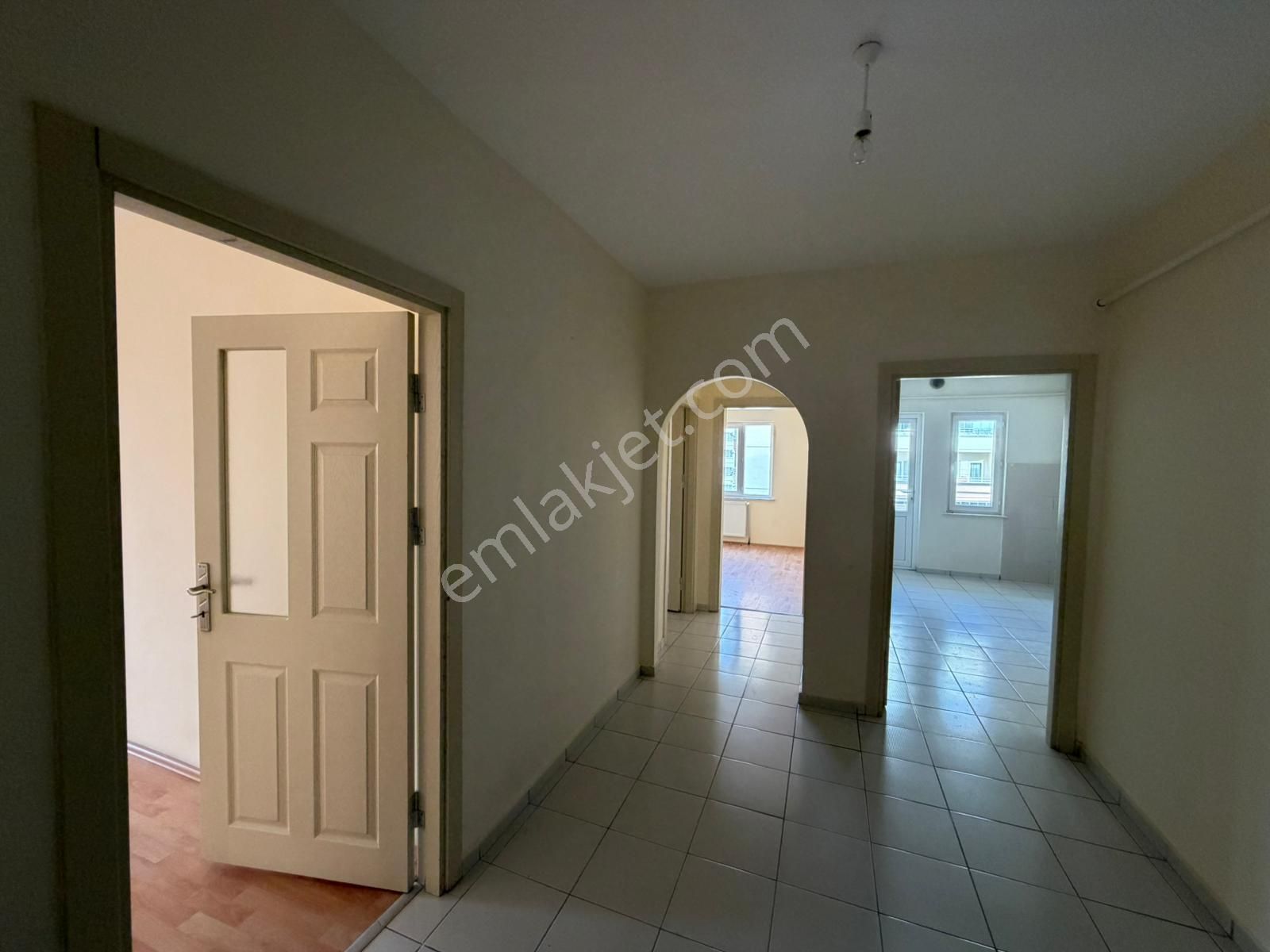 Elisa Gyo/ildem Avm Yakını Hemen Oturulur 3+1 İldem C Dairesi - Görsel 4