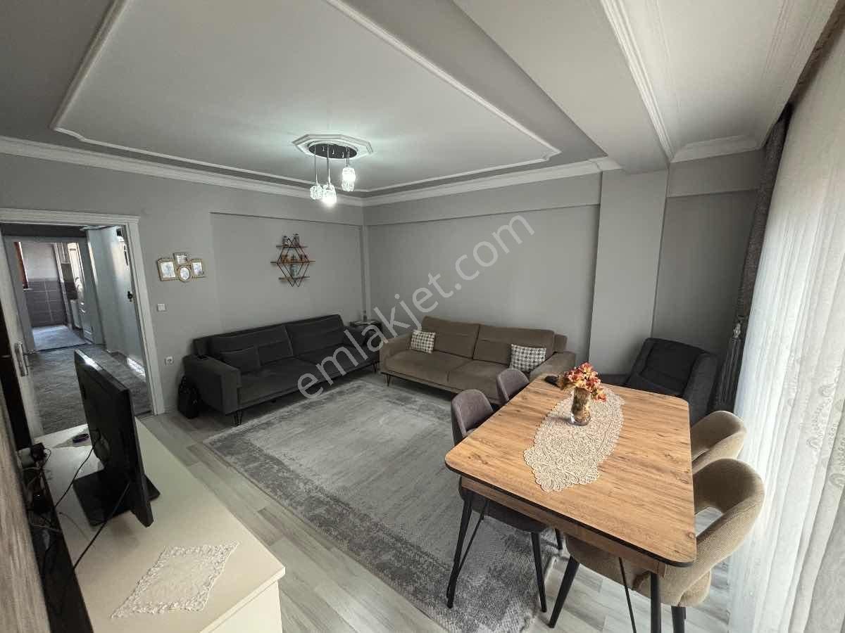 Esenler'de 3+1 Geniş Çift Cephe Ferah Daire - Görsel 16