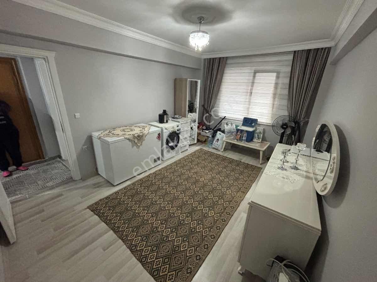 Esenler'de 3+1 Geniş Çift Cephe Ferah Daire - Görsel 18