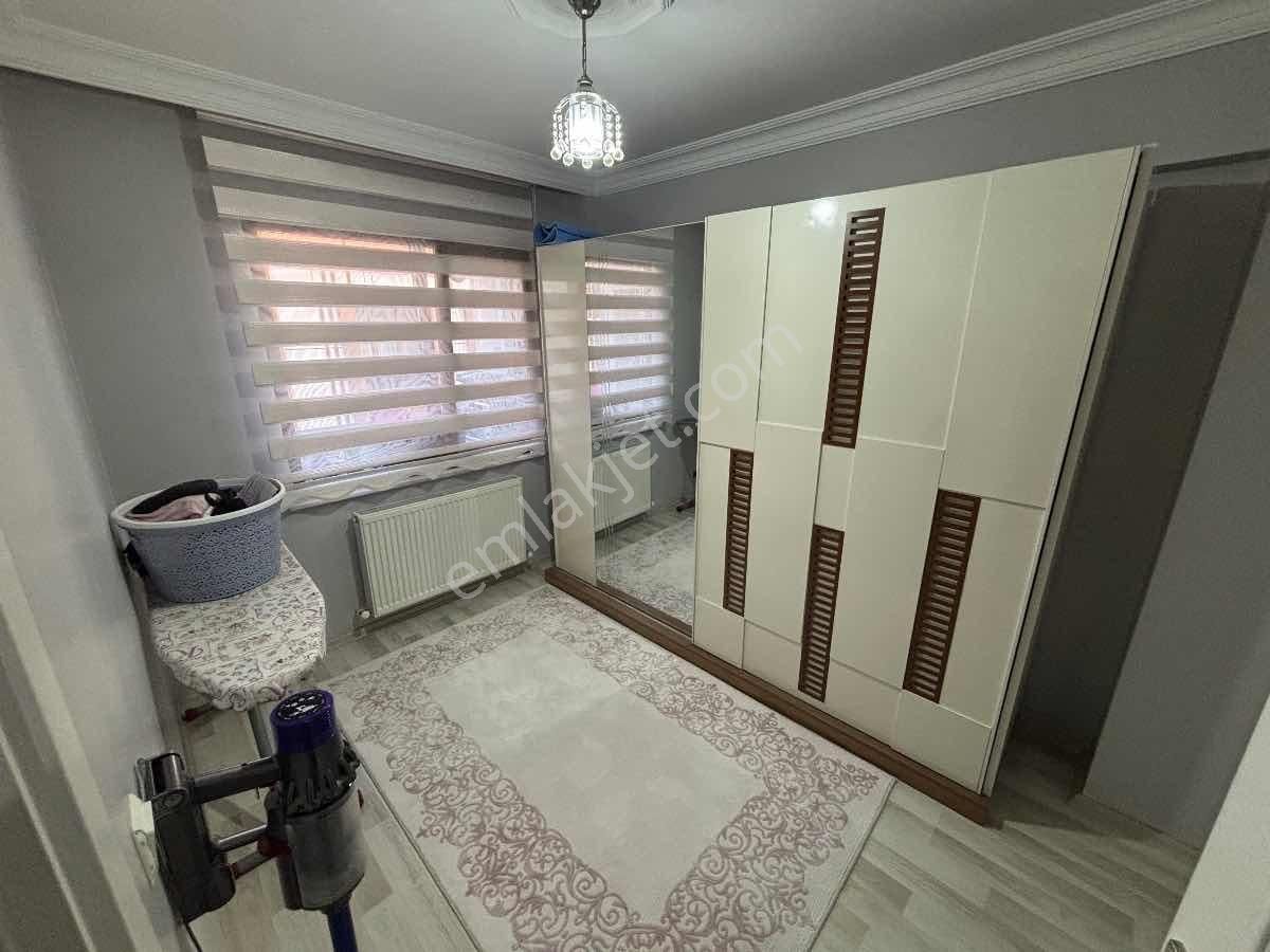 Esenler'de 3+1 Geniş Çift Cephe Ferah Daire - Görsel 21