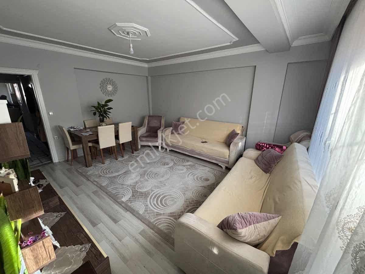 Esenler'de 3+1 Genış Çıft Cephe Ferah Daıre - Görsel 24