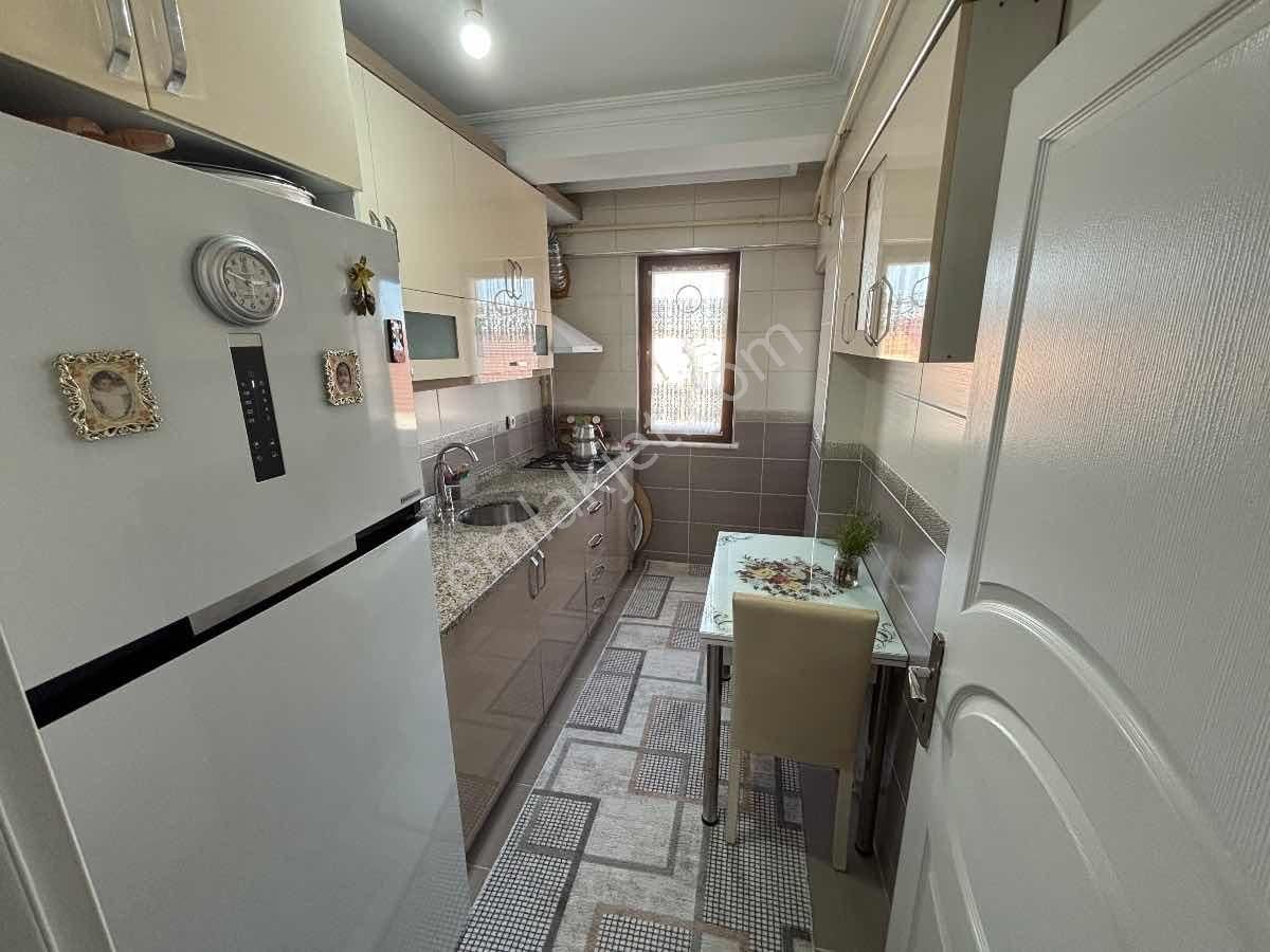 Esenler'de 3+1 Genış Çıft Cephe Ferah Daıre - Görsel 22