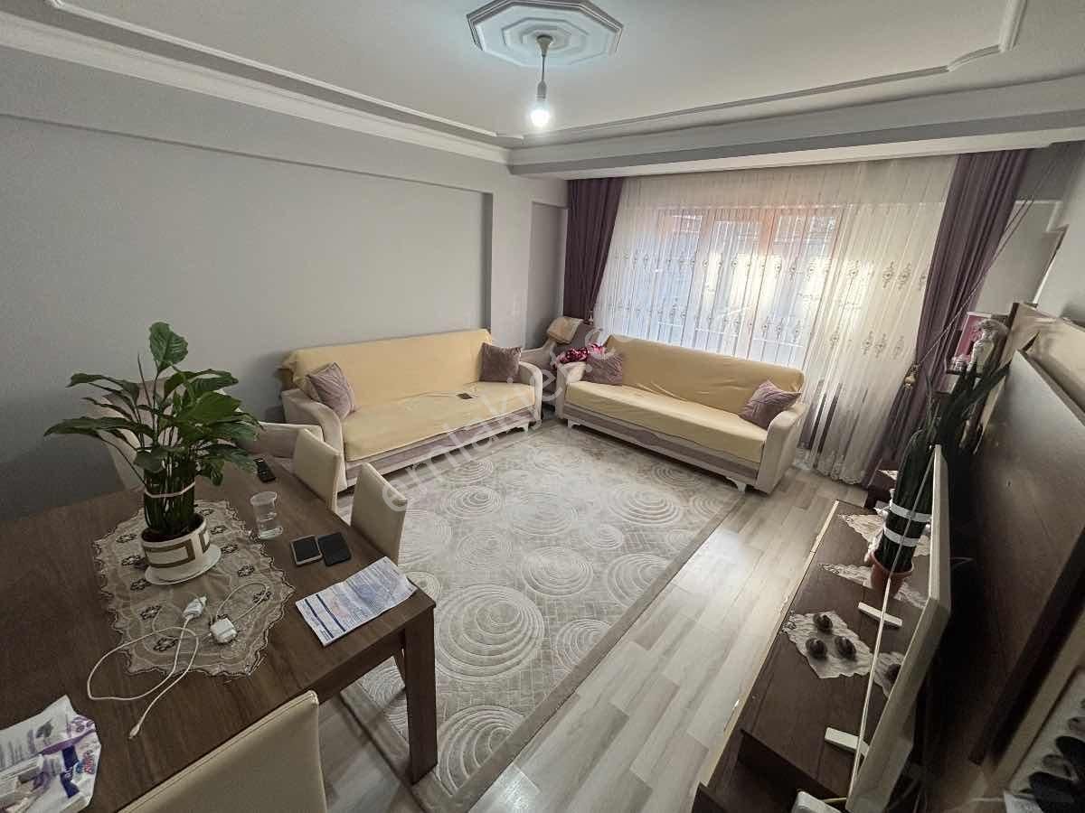 Esenler'de 3+1 Genış Çıft Cephe Ferah Daıre - Görsel 11