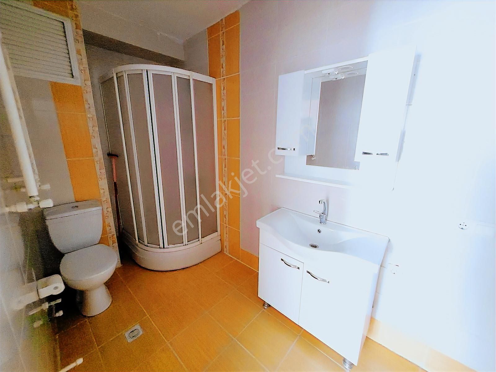 Beka Gm Çakmak Mah.de 90m2 2+1 Kiralık Daire 32,000 Tl - Görsel 7