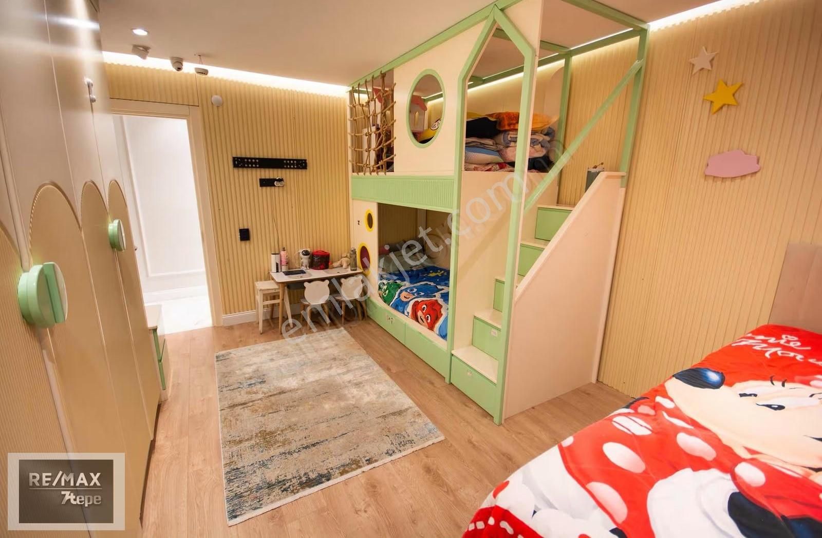 Florya'da Mimari Dekorasyonlu 4+1 Satılık Daire - Görsel 17