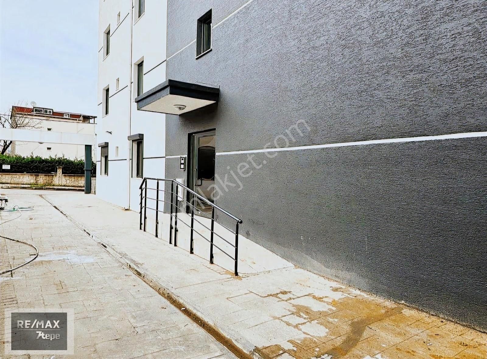 Tuzla Aydınlıda, Stratejik Konumuyla Müthiş Bir Yatırım Fırsatı - Görsel 3