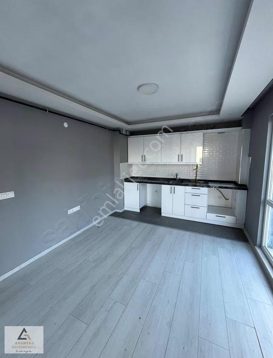 Körfez Mahallesinde Satılık Deniz Manzaralı 1+1 - Görsel 12