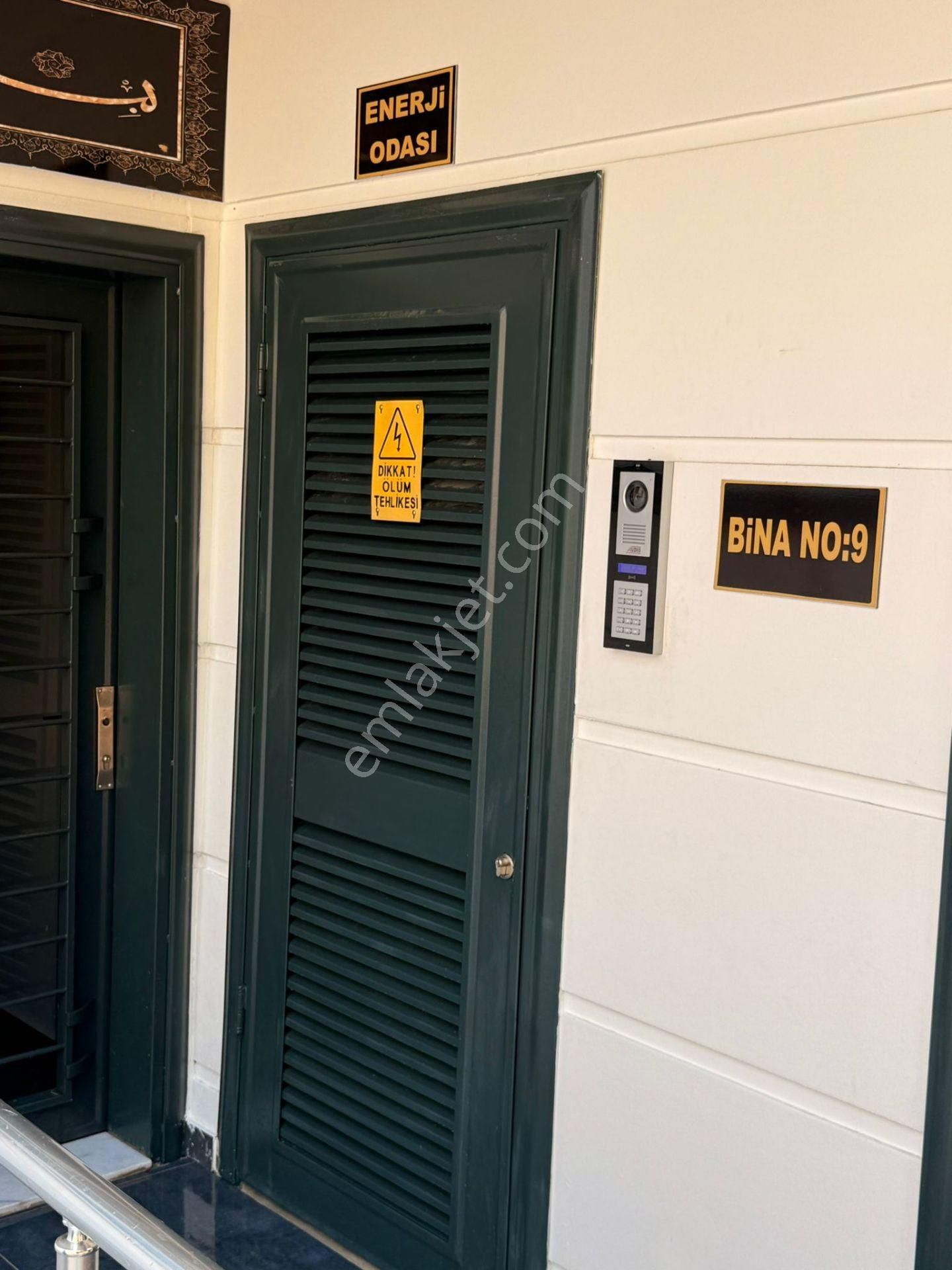 29 Daire*5 Kat*satılık Sıfır Rezidans 1+1 Ve 2katlı 12adet 1+1 Yeşilyurt 420m2 Arsa Komple Bina - Görsel 23