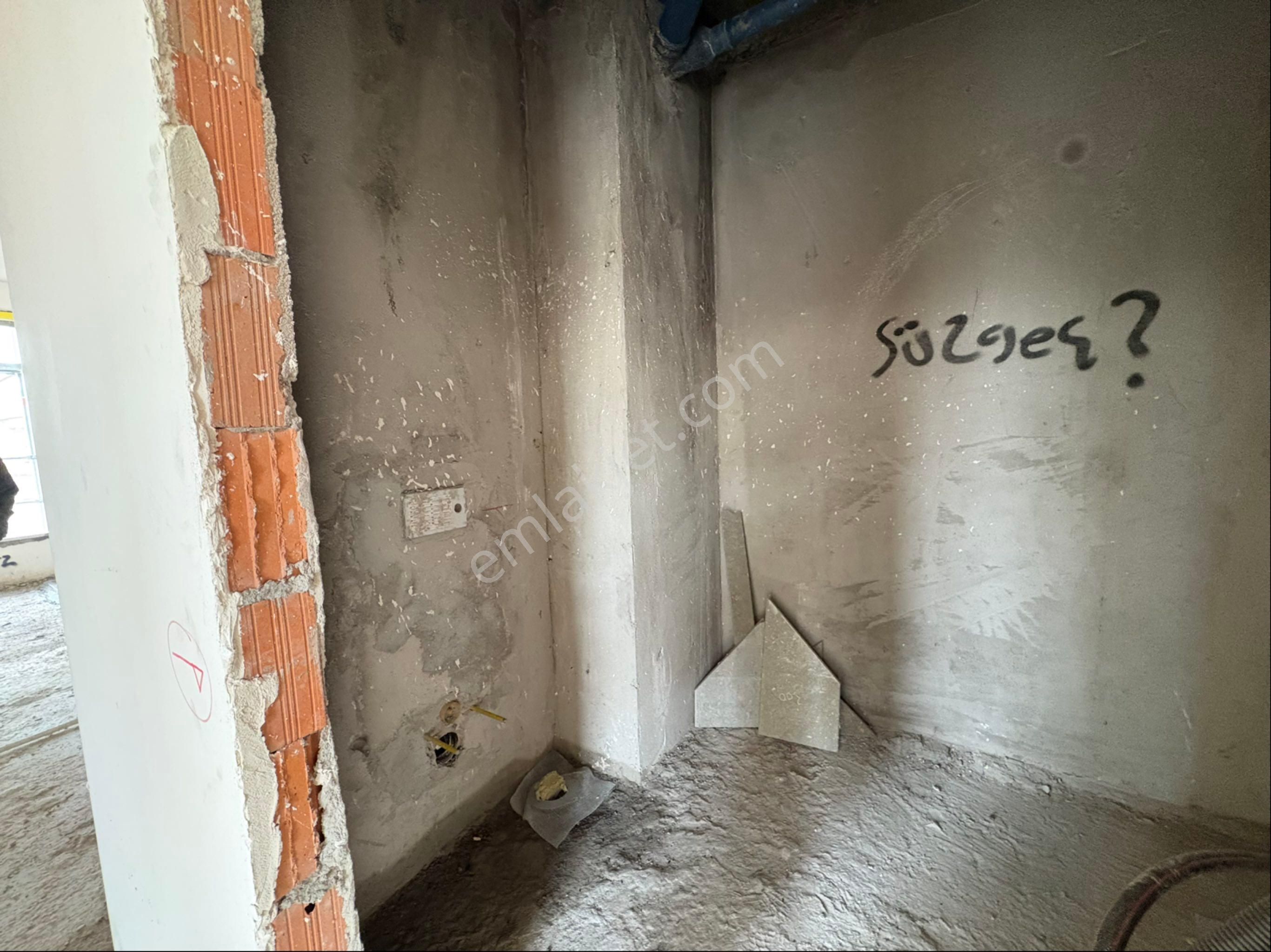Küçükçekmece'de Projeden 24 Ay Vadeli Ödeme Avantajlı 3+1 63m² - Görsel 13