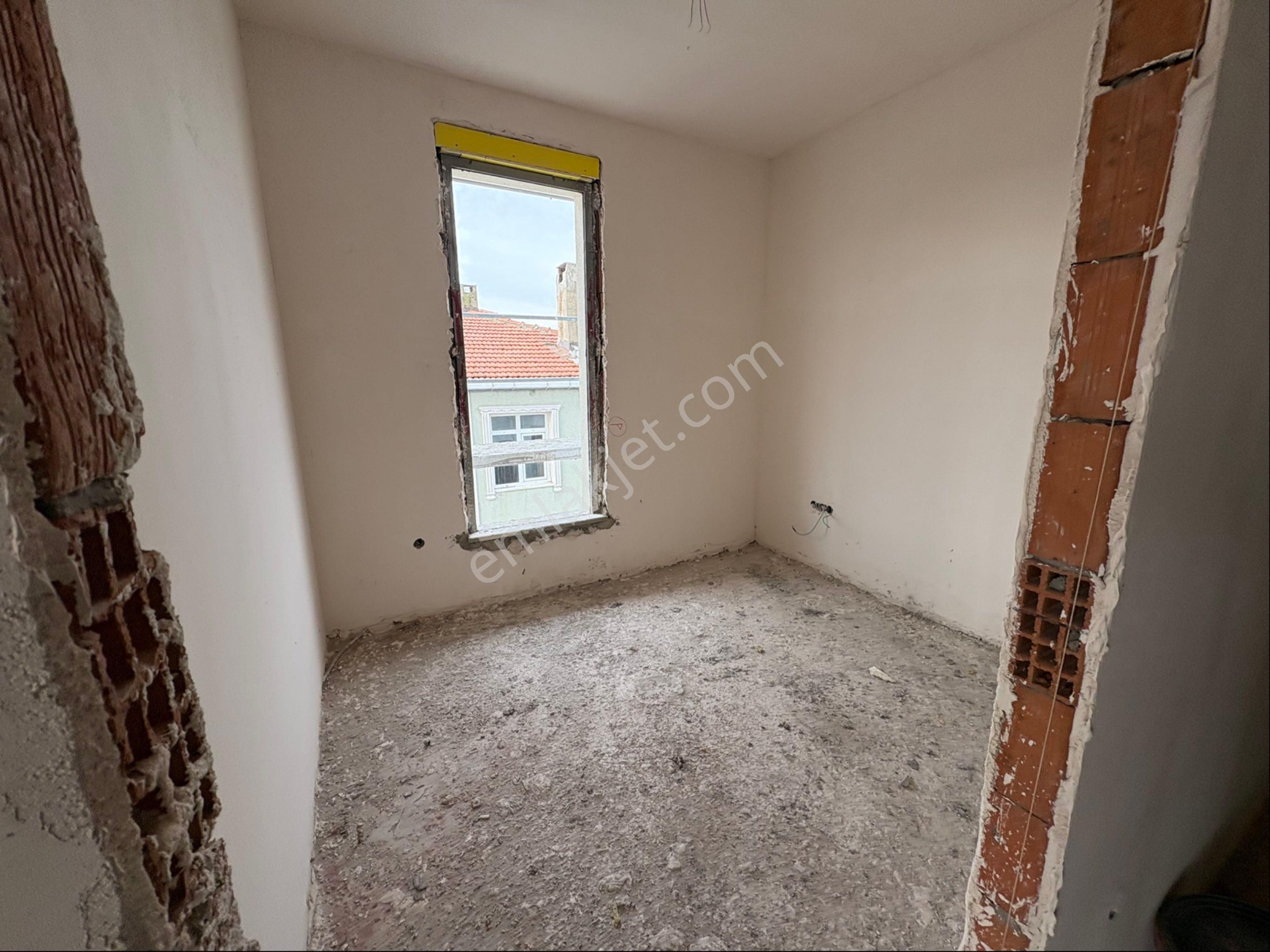 Küçükçekmece'de Projeden 24 Ay Vadeli Ödeme Avantajlı 3+1 63m² - Görsel 18