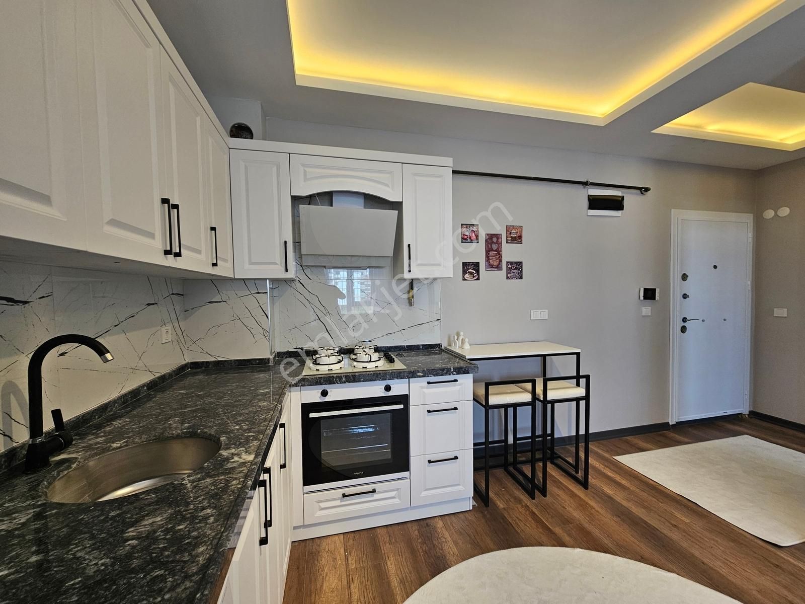 Mavi Atlastan 6 Ay Kullanılmış Satılık 1+1 Eşyalı Daire - Görsel 26