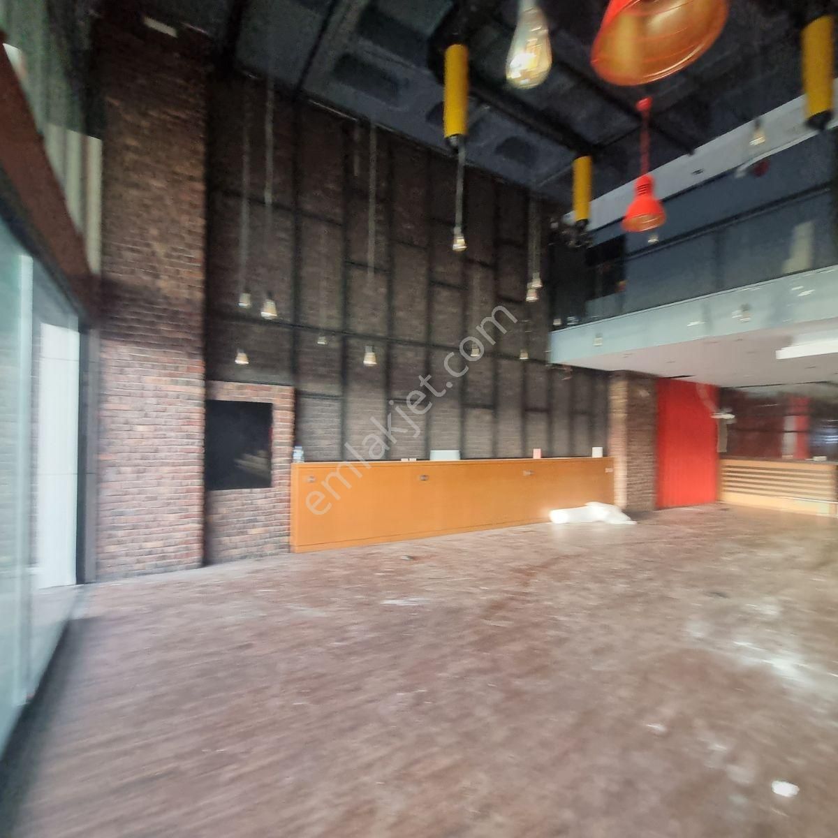 Teraspark Avm Kiralık Cadde Mağazası - Görsel 21