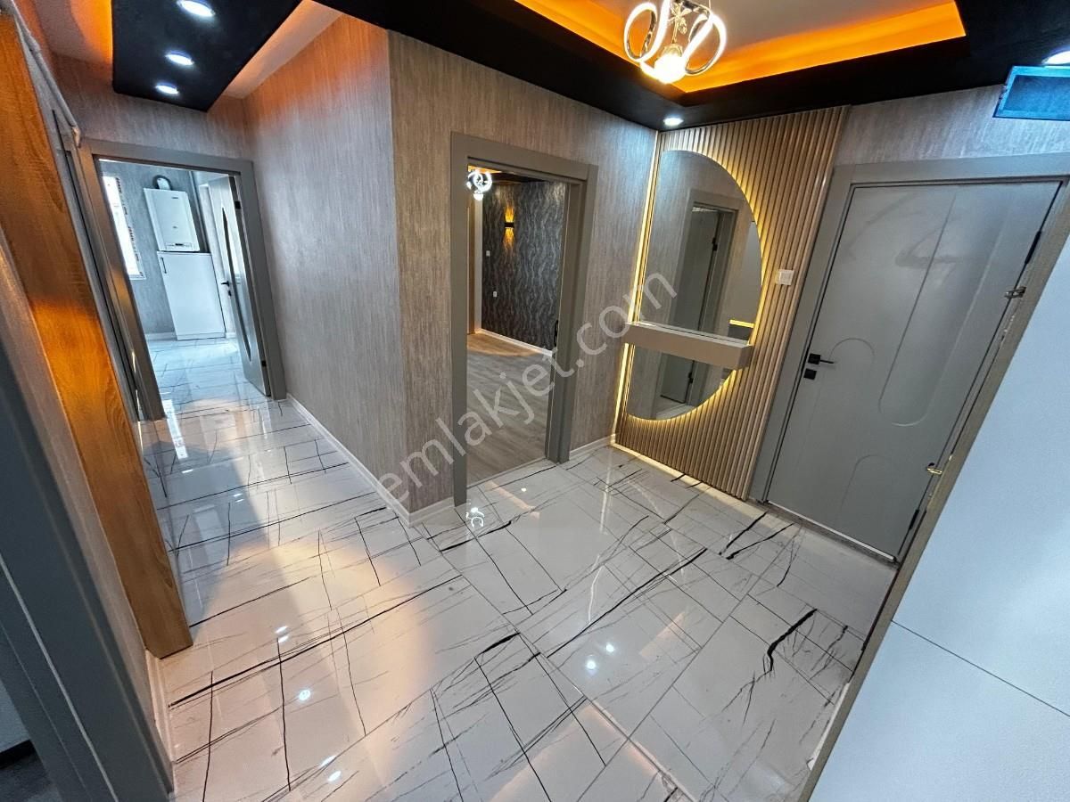 Sincan Plevne Mh 3+1 Lüks Yapılı Ara Katta E.banyolu Daire - Görsel 18