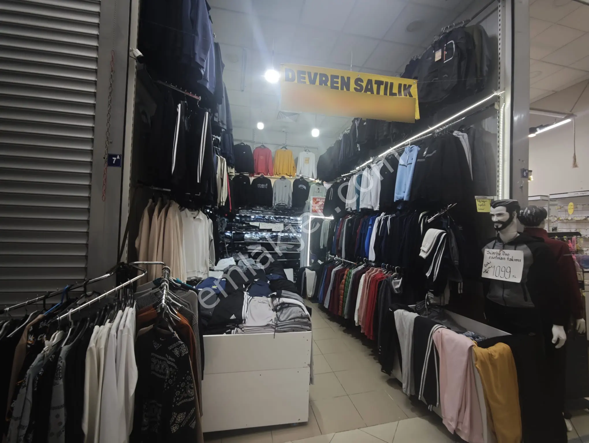 Devren Satılık Keçiören Osmanlı Halk Pazarı Bay Bayan Giyim Mağazası Bereket Giyim