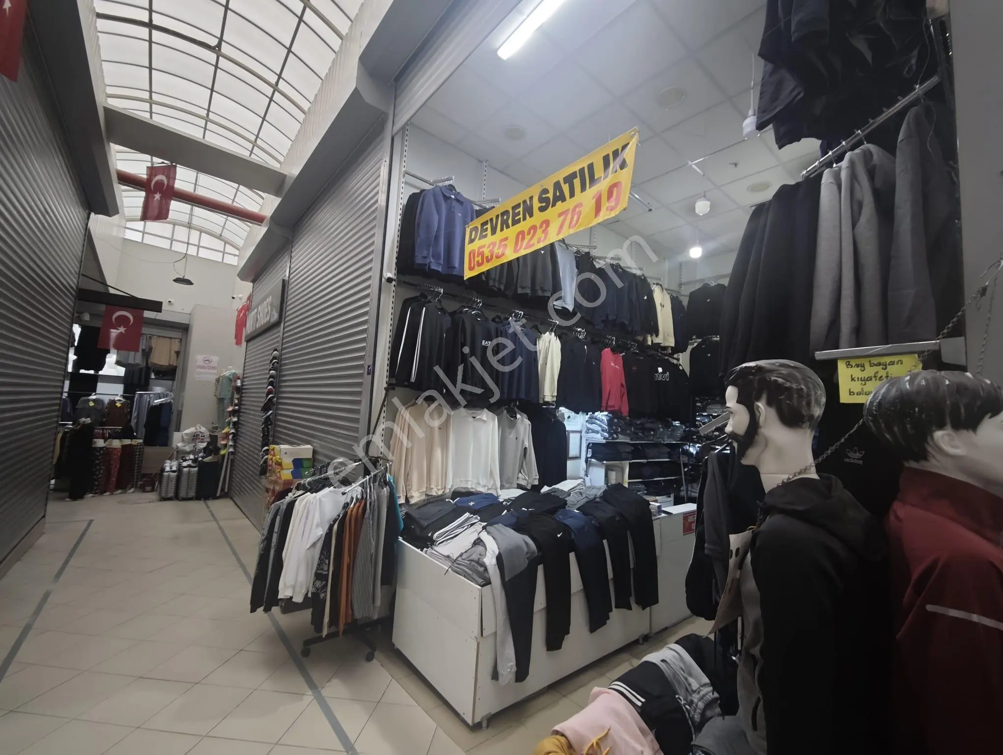 Devren Satılık Keçiören Osmanlı Halk Pazarı Bay Bayan Giyim Mağazası Bereket Giyim - Görsel 2