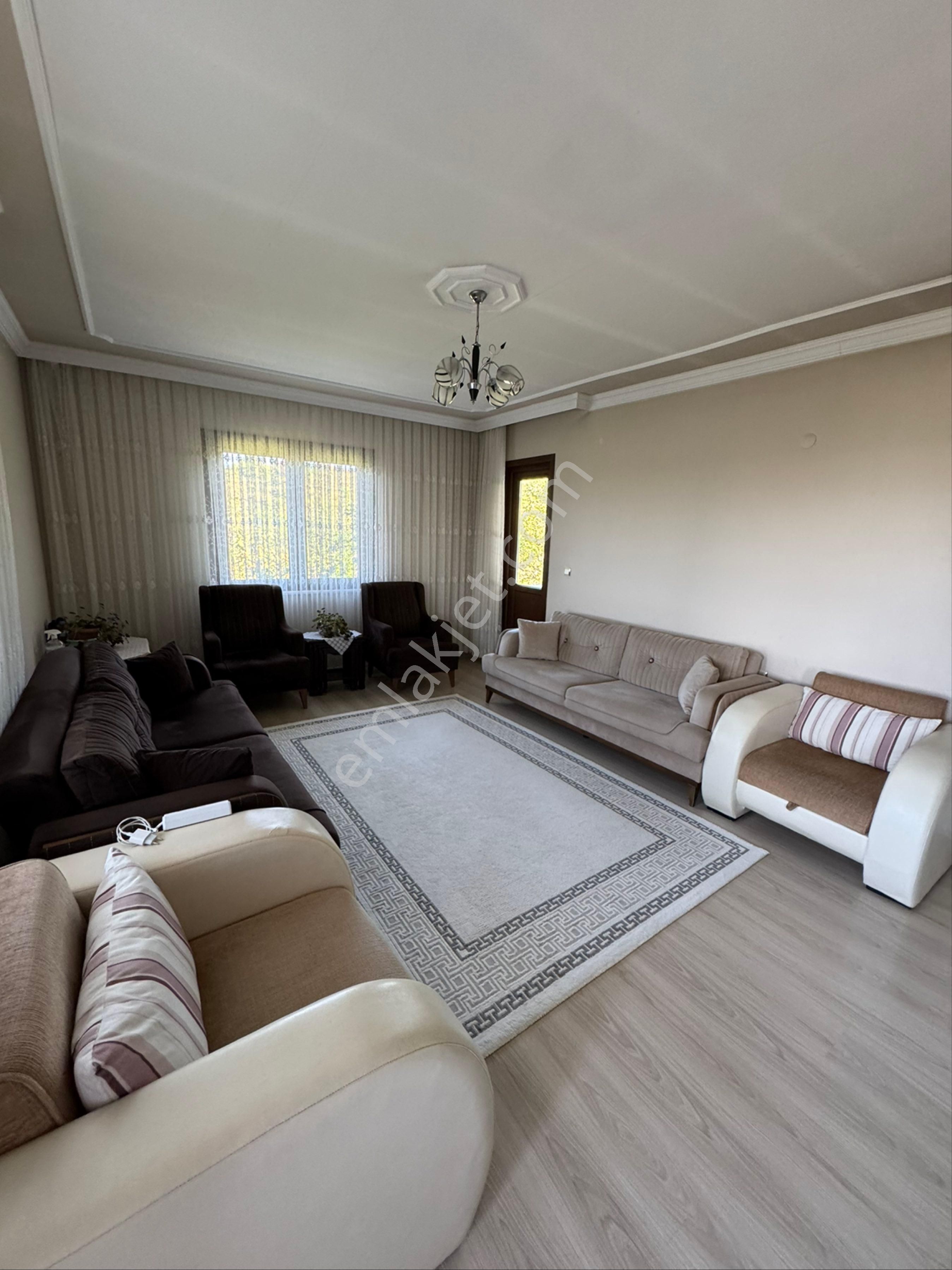 Kip Gayrimenkul Yıldızlı Mah.810m2 Arsa Üzerinde 2 Katlı Ev - Görsel 8