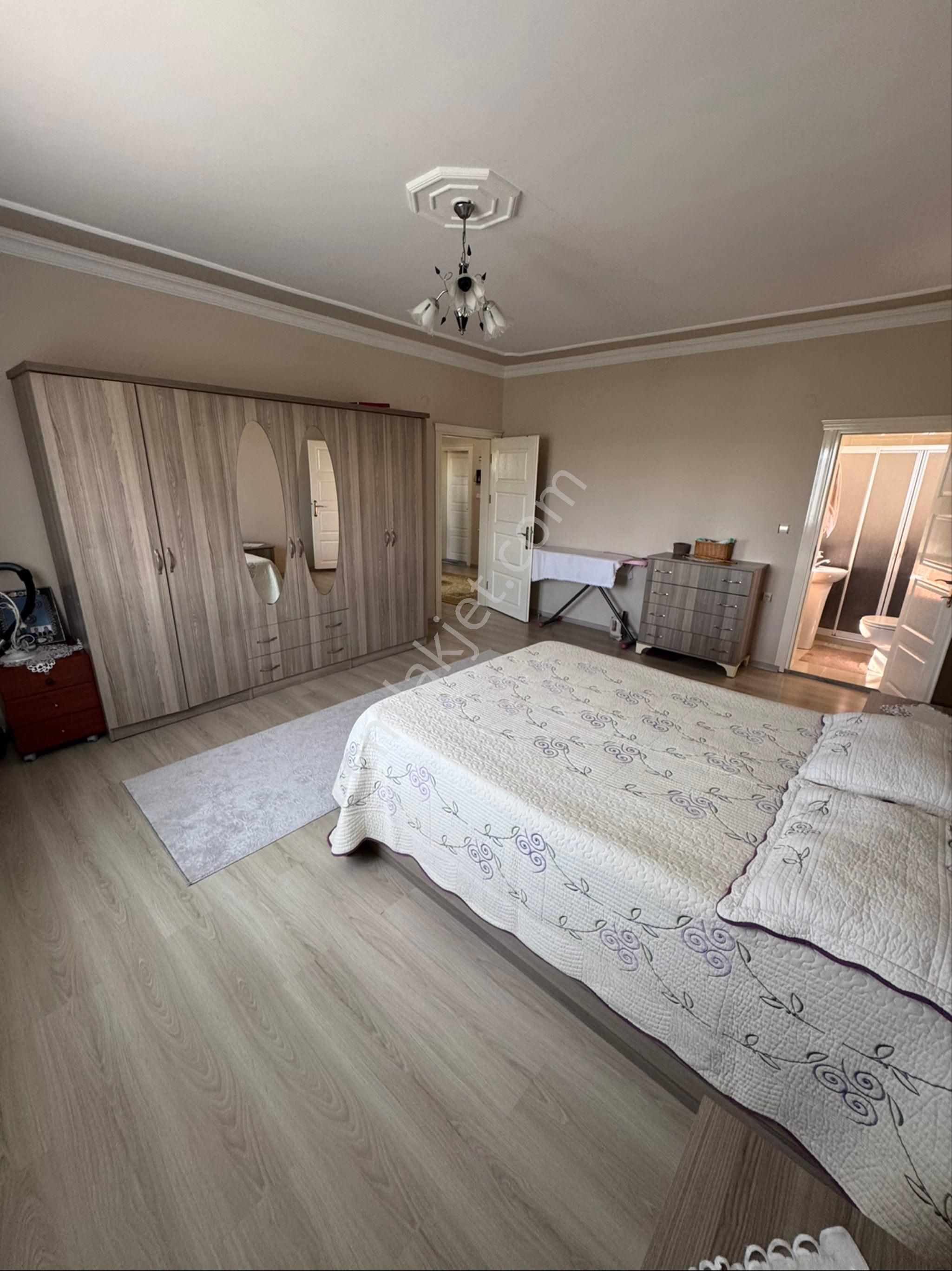 Kip Gayrimenkul Yıldızlı Mah.810m2 Arsa Üzerinde 2 Katlı Ev - Görsel 17