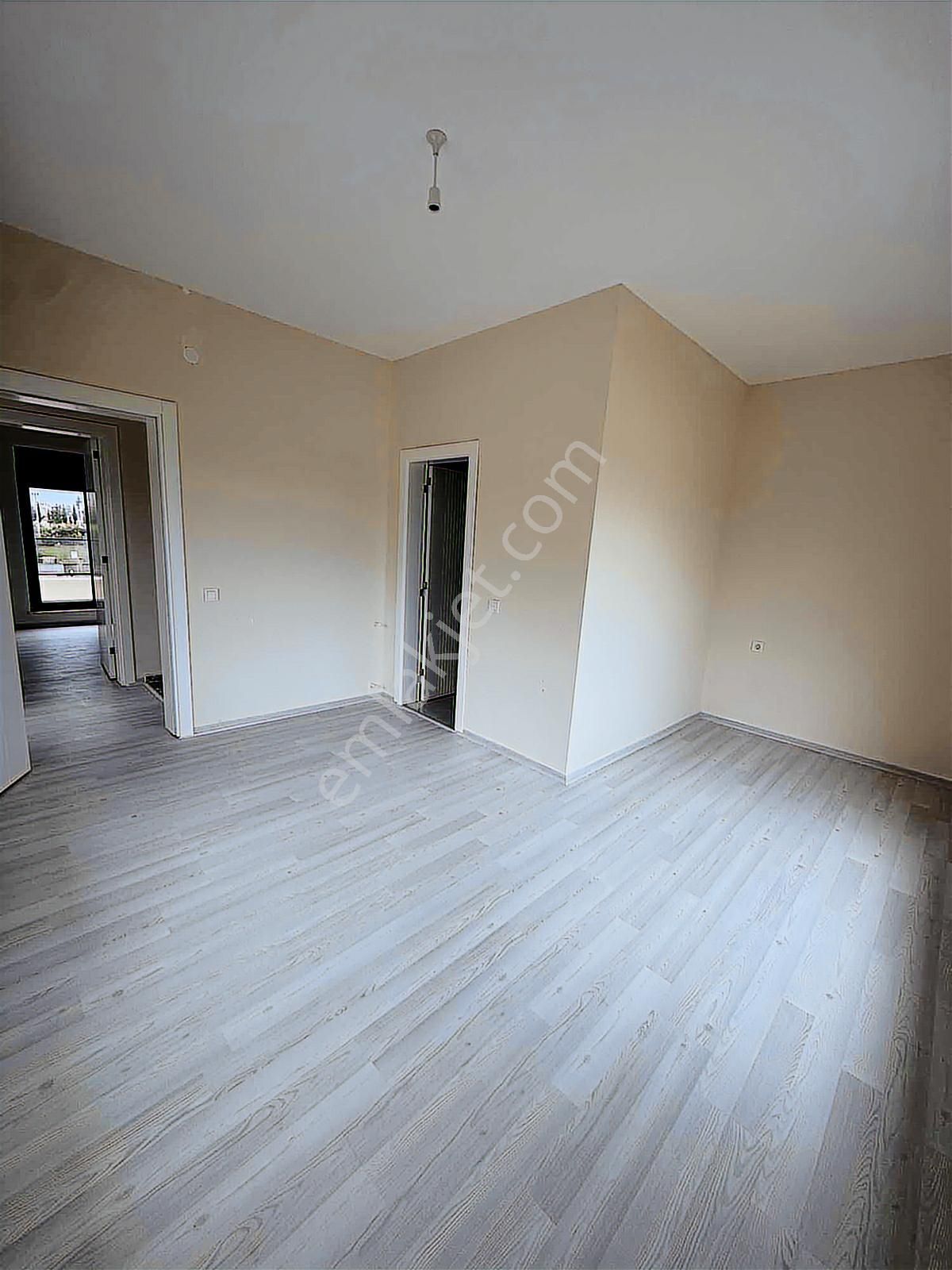 Altınkale'de Çok Uygun Havuzlu Villa - Görsel 6