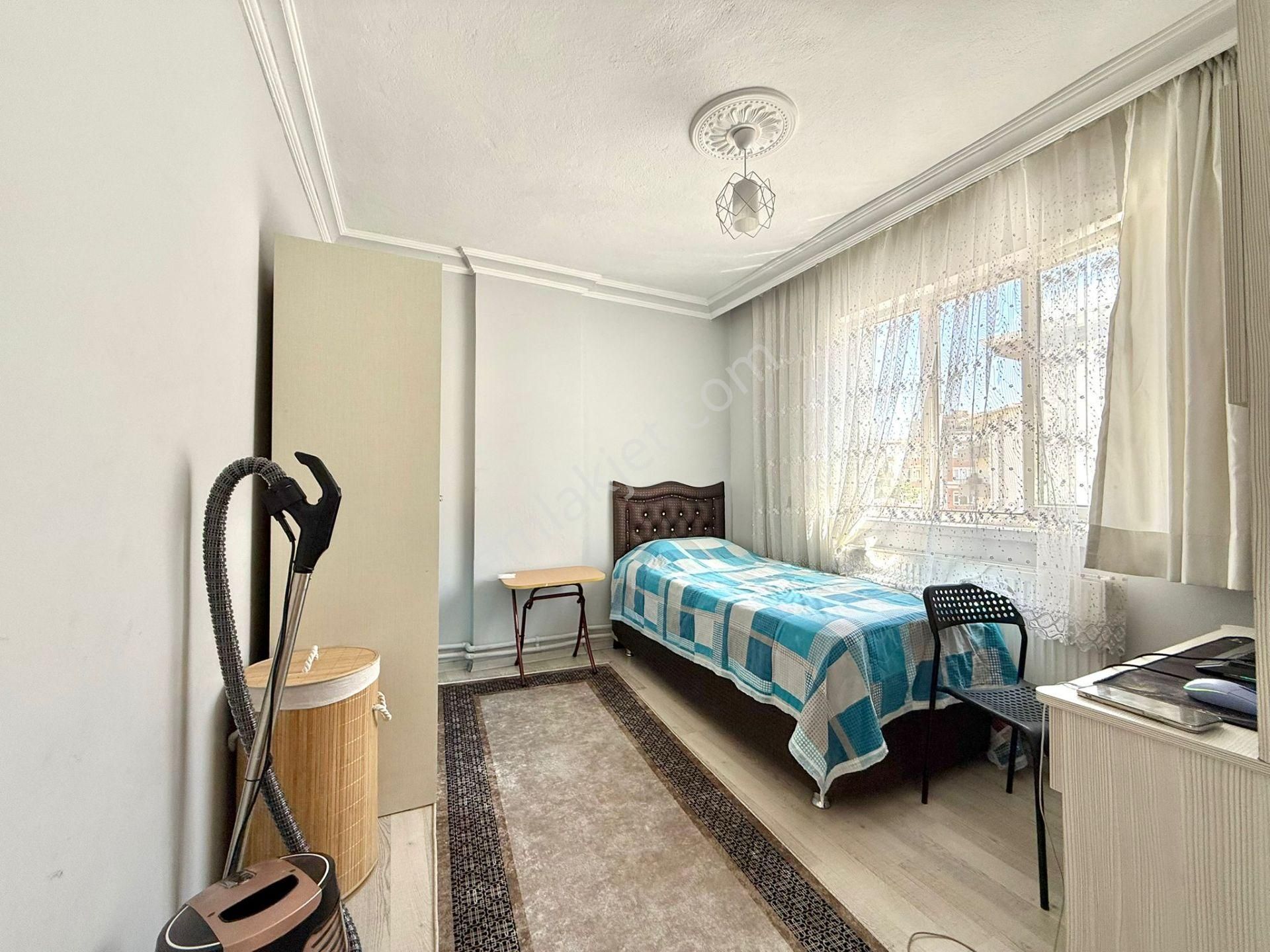 Kalecik Emlak'tan Merkez'de Çarşı İçerisinde Katta Yapılı 3+1 120m² - Görsel 13