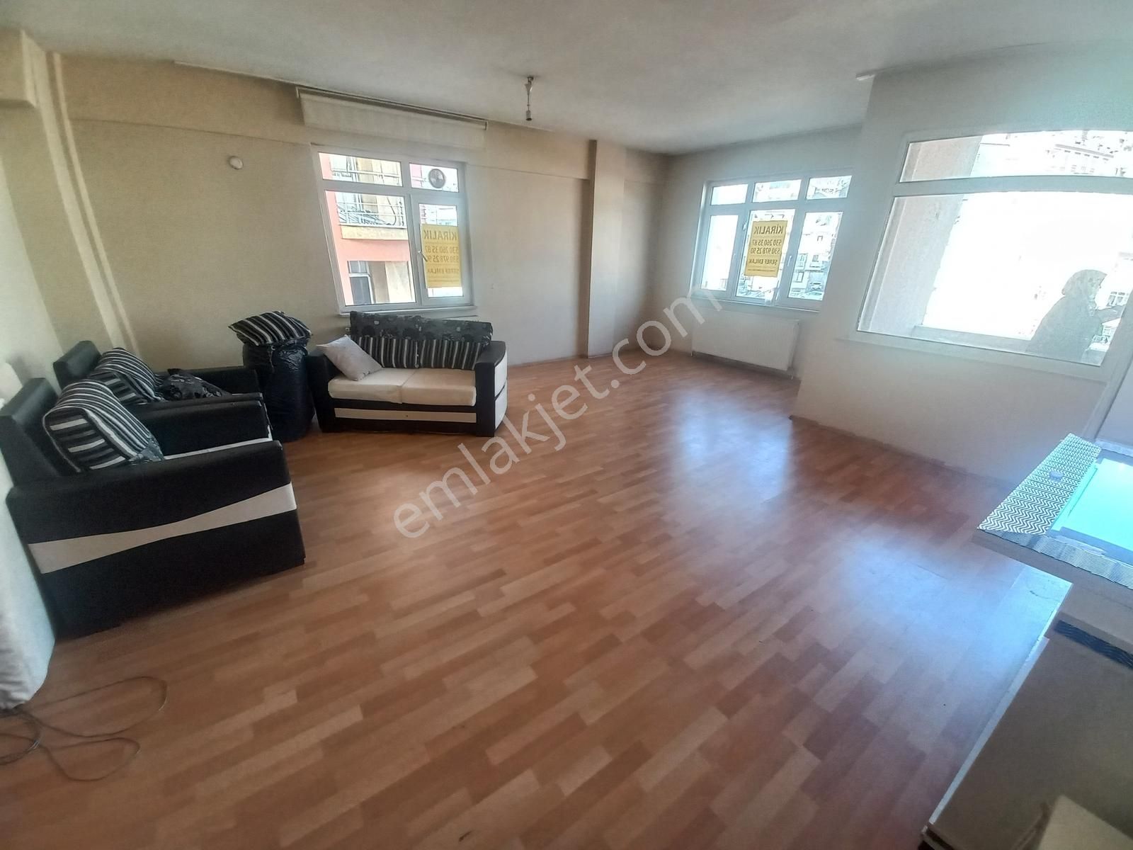 Şeref Emlak Tranwaya Yakın Cadde Üstü Kiralık Daire 26,500 Tl - Görsel 3