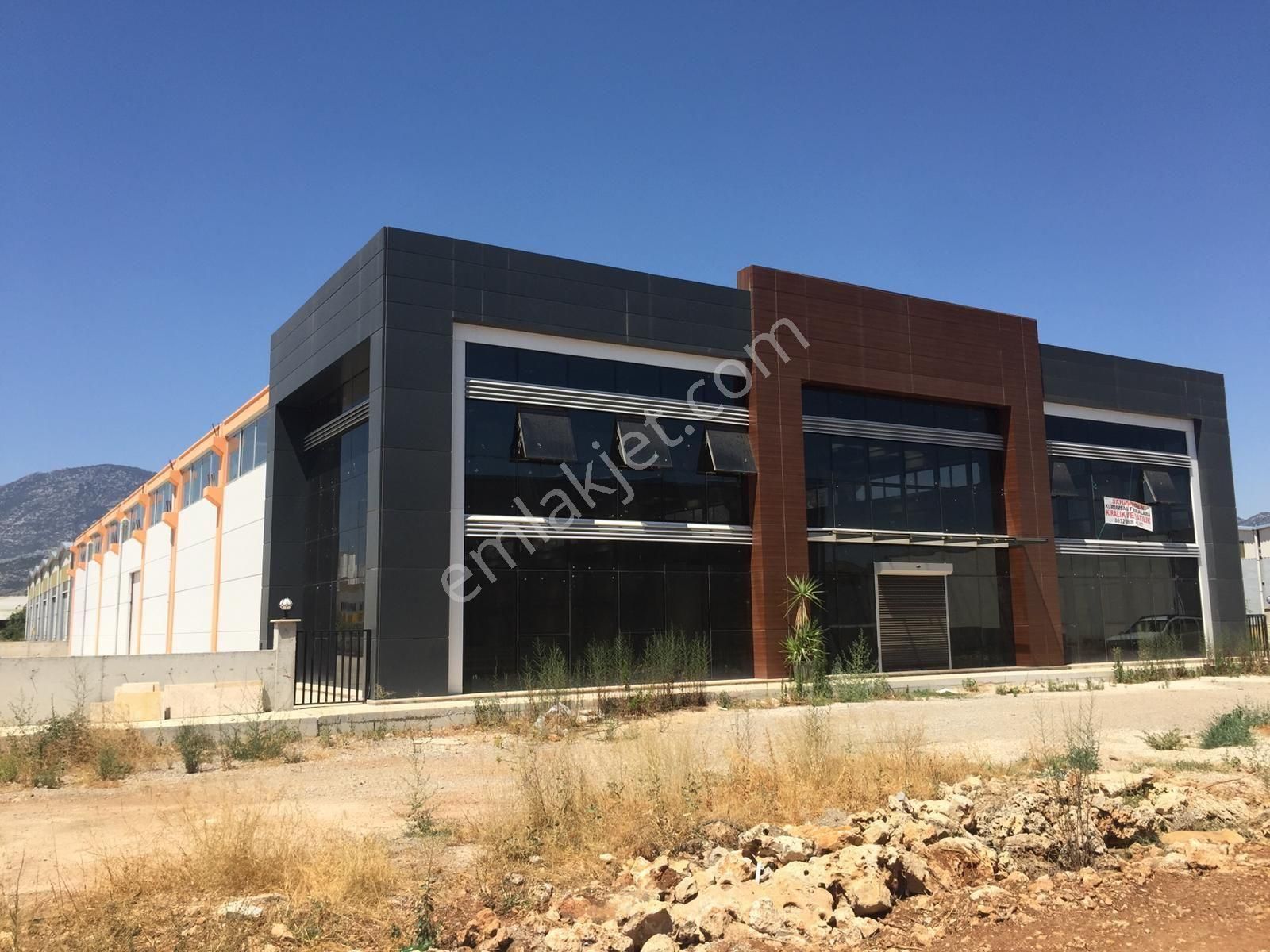 Döşemealtı Kömürcüler Satılık Üretim Tesisi Fabrika