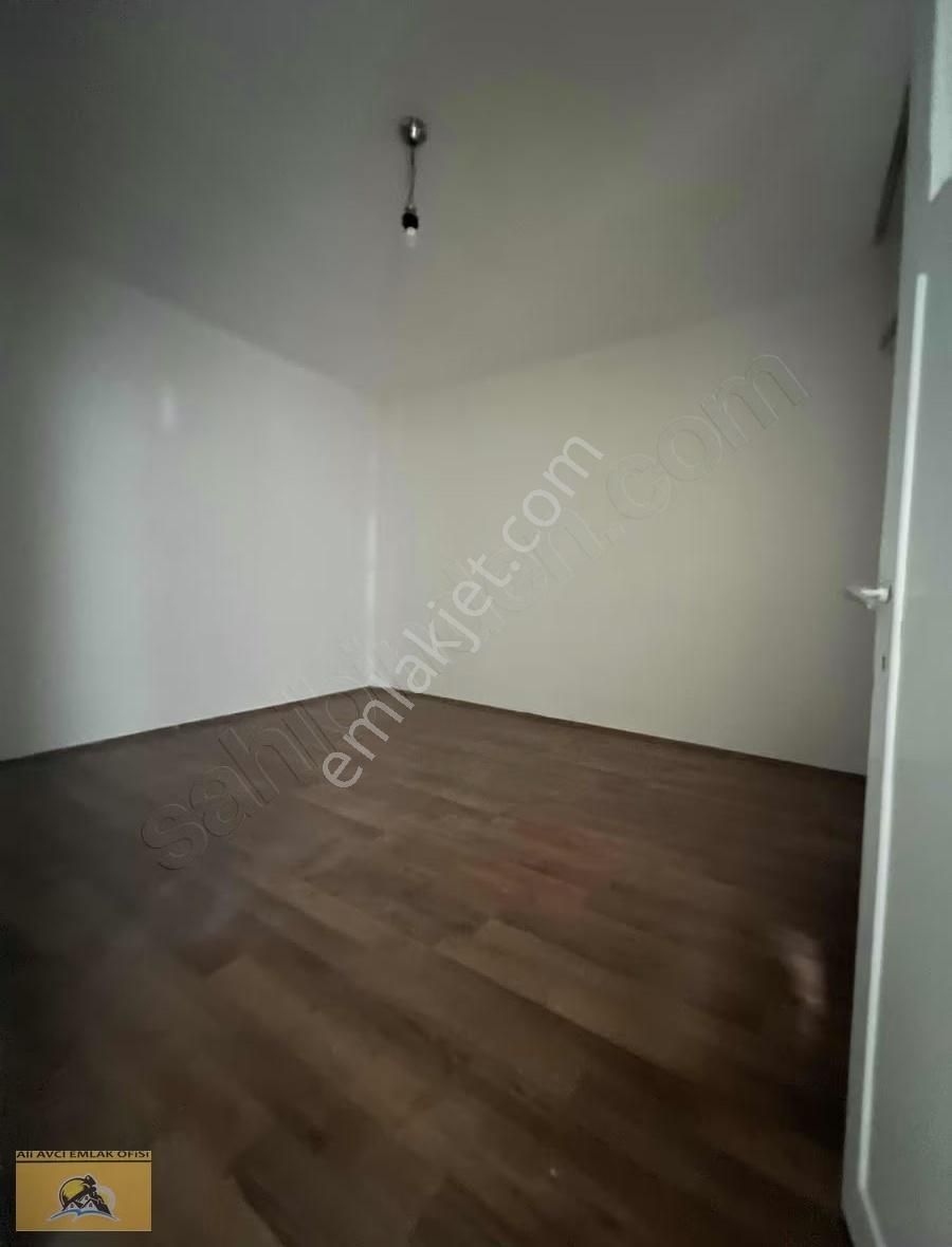 Tam Merkezde 3+1 Ara Kat Sıcak Sulu Daire - Görsel 7