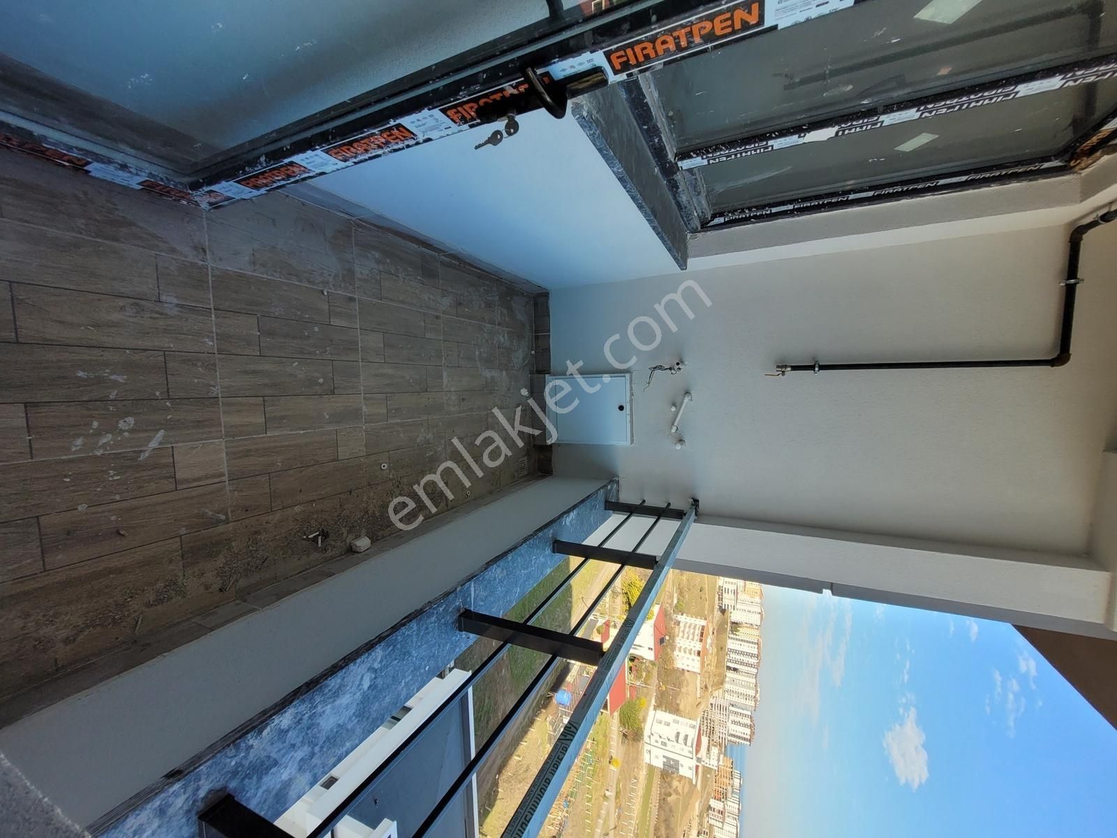 Mavi Atlastan Büyükoyumca Da Deniz Manzaralı Satılık 1+1 Daire - Görsel 15