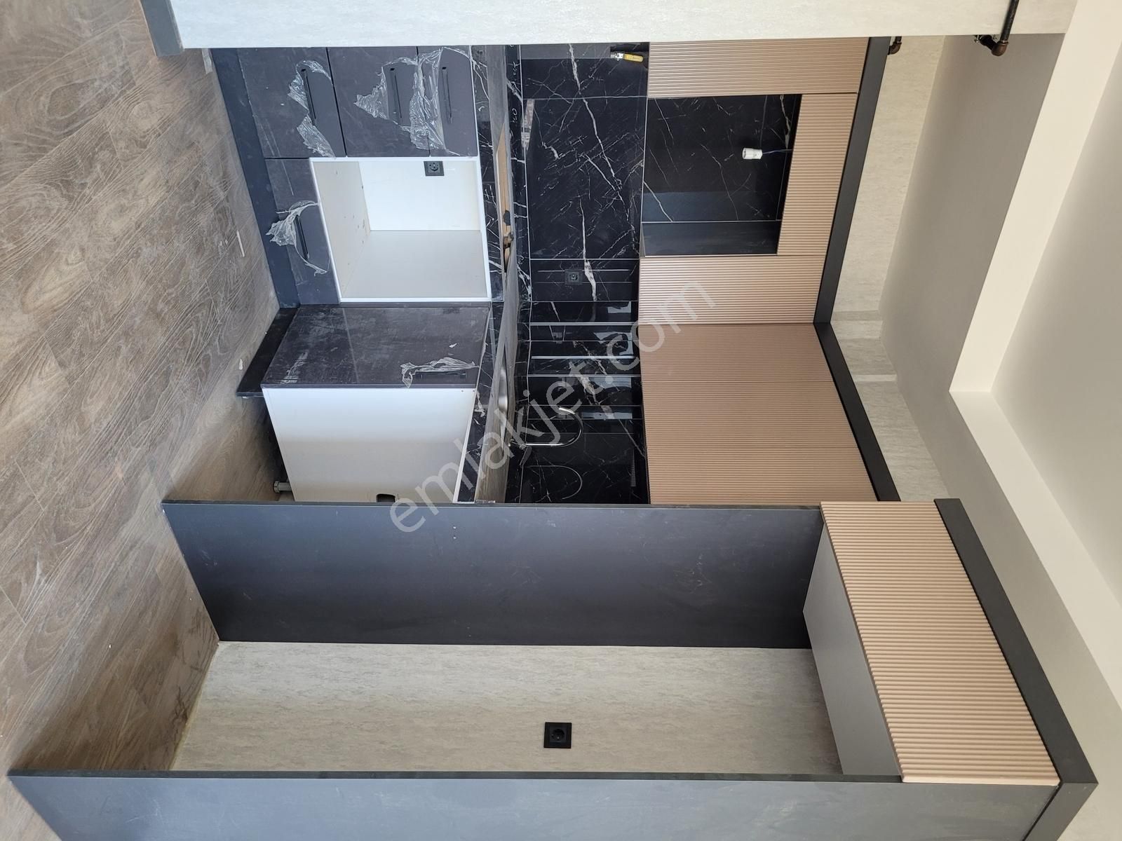 Mavi Atlastan Körfez De Deniz Manzaralı Satılık Lüks 1+1 Daire - Görsel 5