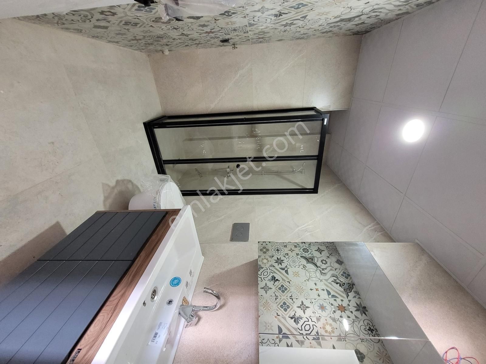 Mavi Atlastan Körfez De Deniz Manzaralı Satılık Lüks 1+1 Daire - Görsel 20