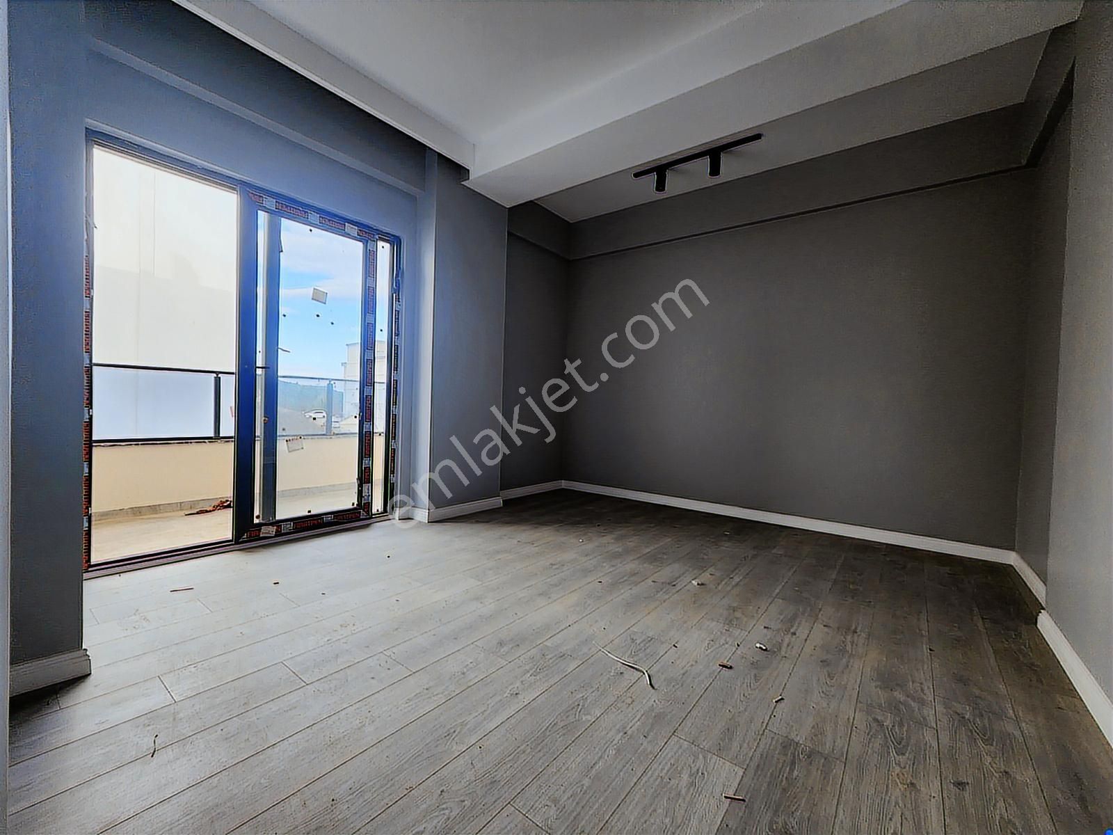 Mavi Atlas'tan Ayrı Mutfaklı Sıfır Ara Kat 2+1 Daire - Görsel 15