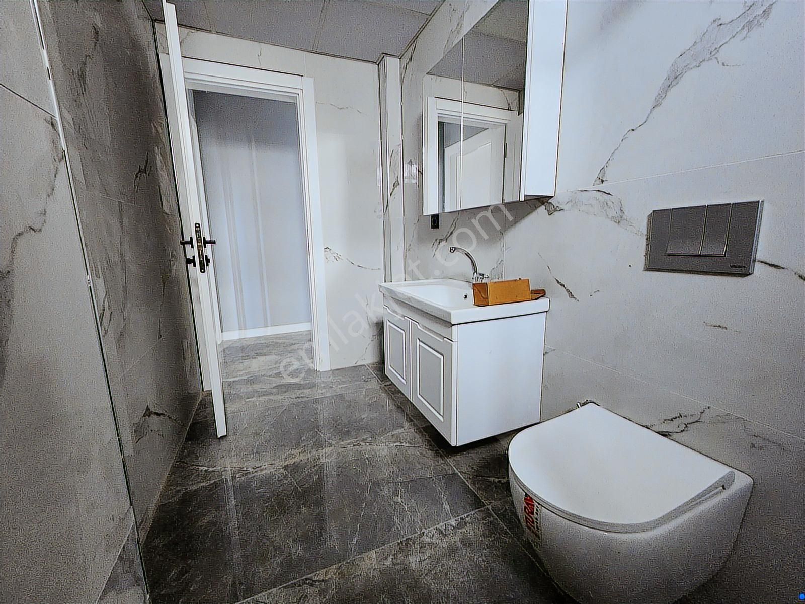 Mavi Atlas'tan Ayrı Mutfaklı Sıfır Ara Kat 2+1 Daire - Görsel 14