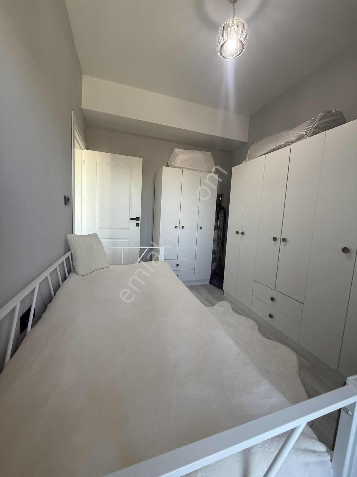 Atakum Da Satılık Eşyalı Deniz Manzaralı 1+1 Fırsat Daire - Görsel 12