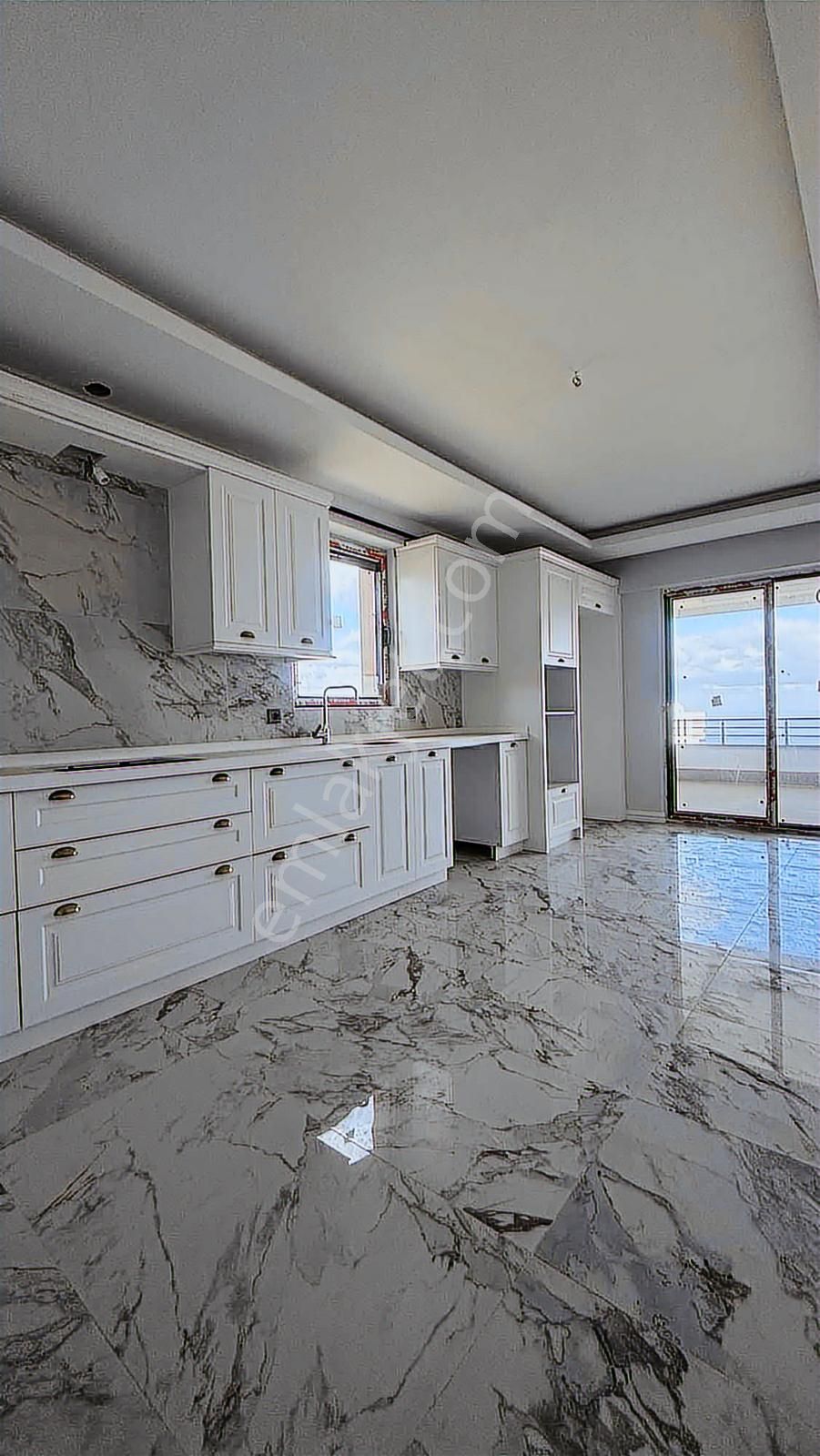 Mavi Atlas Kaşif Ak'tan Büyükoyumca Da Ultra Lüks 4+1 - Görsel 12