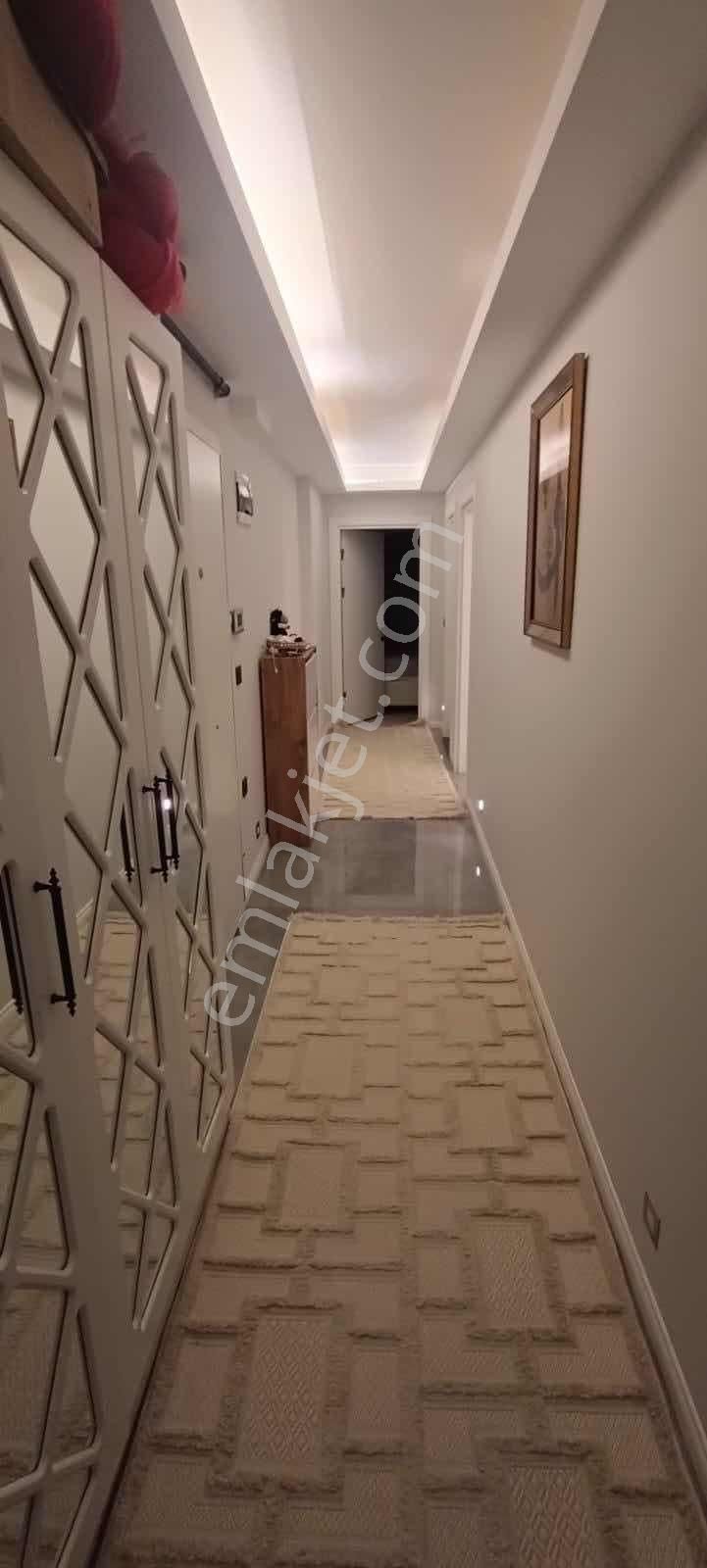 Deniz Manzaralı Salon Mutfak Ayrı 2+1 Daire - Görsel 18