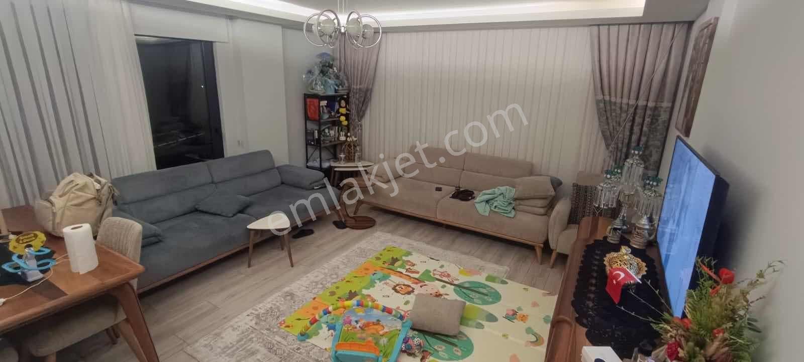 Deniz Manzaralı Salon Mutfak Ayrı 2+1 Daire - Görsel 2