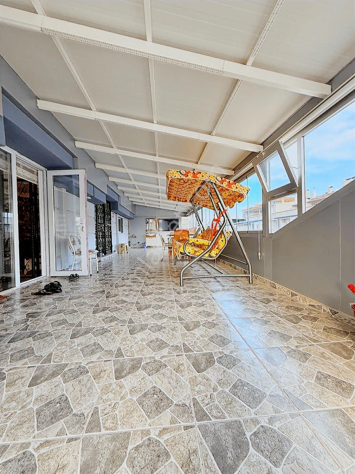 Ömürevleri Tramvayda Satılık Lüks 5+1 Dubleks - Görsel 13