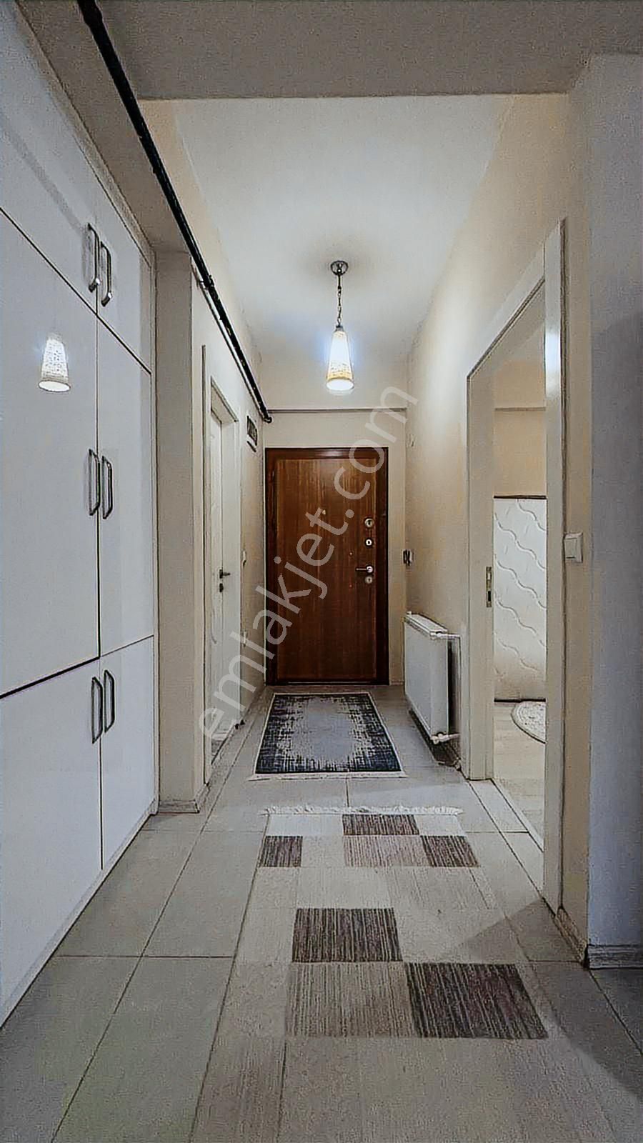 Körfez De Tramvaya 200 Metre Yüksek Kredili 1+1 - Görsel 13