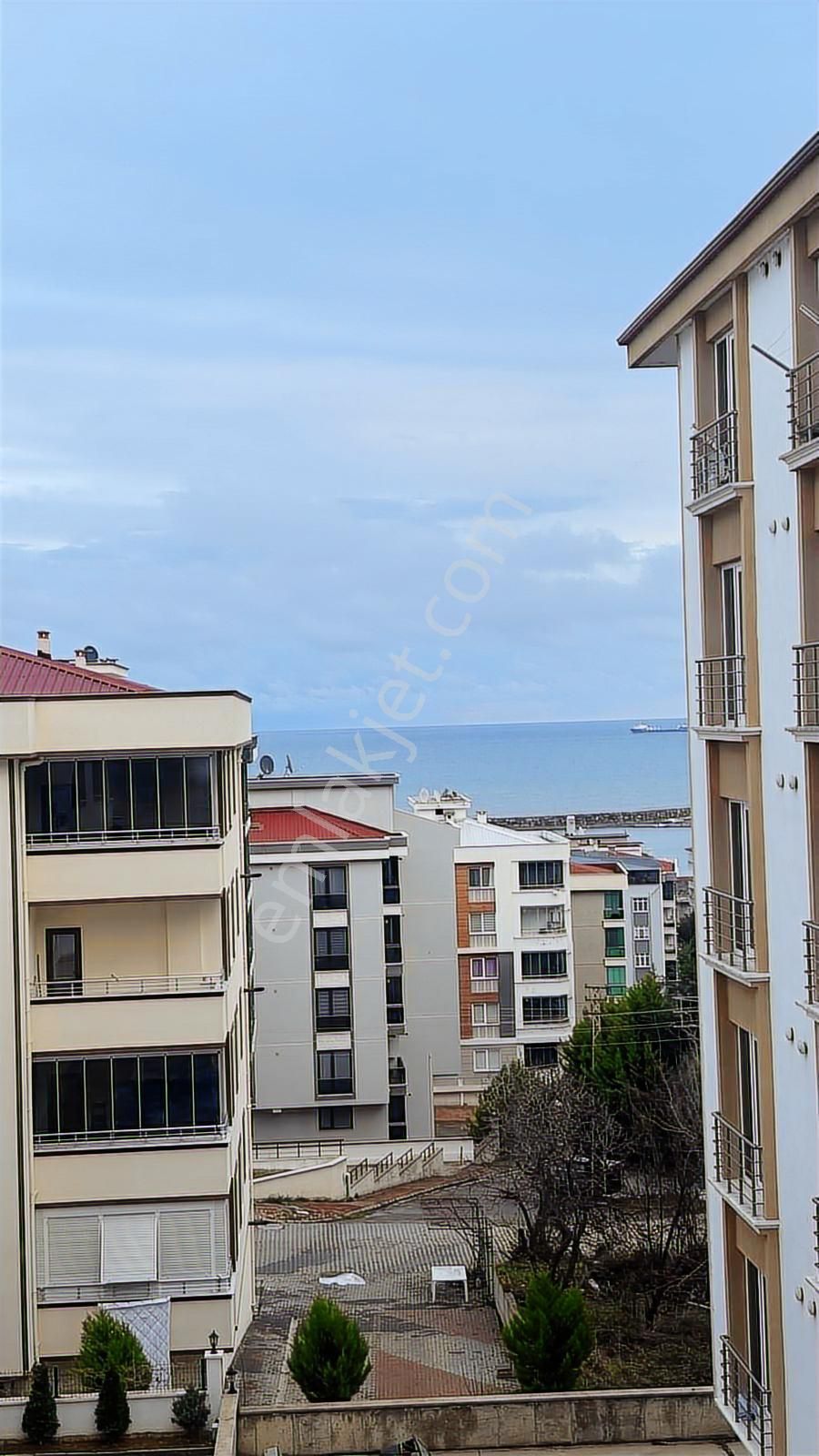 Körfez De Tramvaya 200 Metre Yüksek Kredili 1+1 - Görsel 24