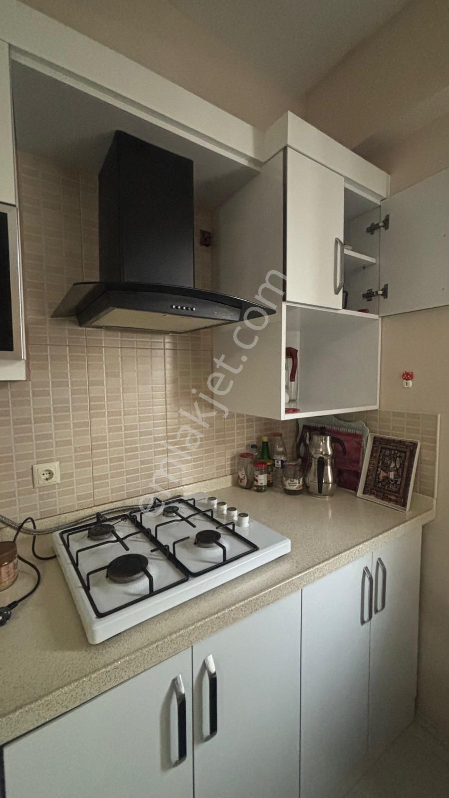 Körfez De Tramvaya 200 Metre Yüksek Kredili 1+1 - Görsel 23