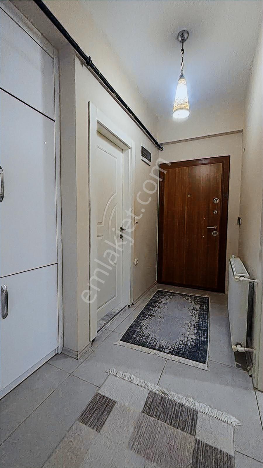 Körfez De Tramvaya 200 Metre Yüksek Kredili 1+1 - Görsel 12