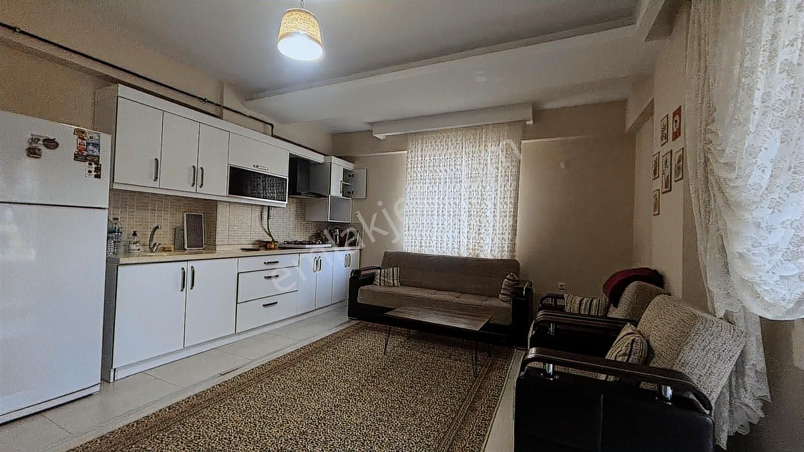 Körfez De Tramvaya 200 Metre Yüksek Kredili 1+1 - Görsel 22