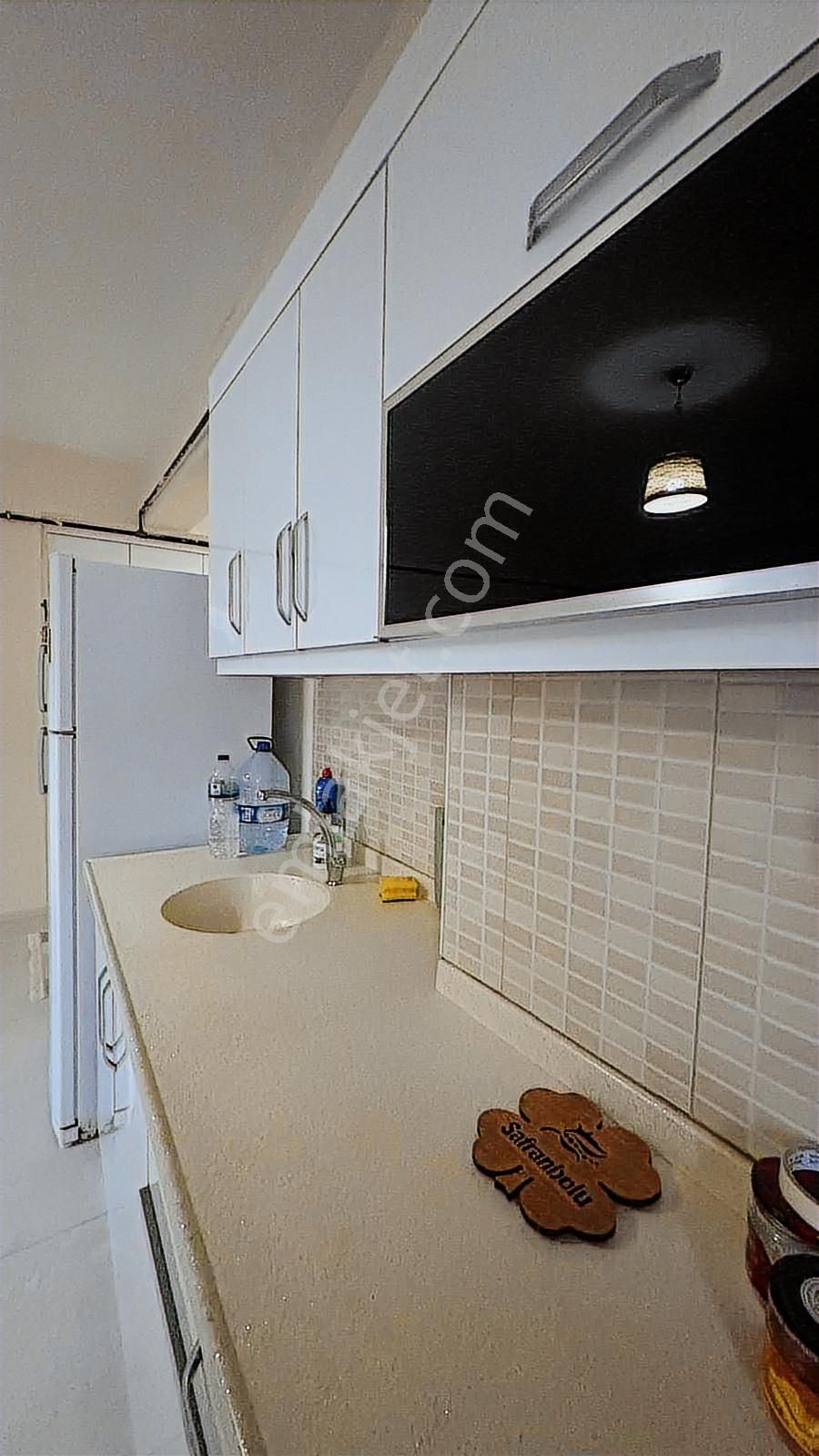 Körfez De Tramvaya 200 Metre Yüksek Kredili 1+1 - Görsel 3