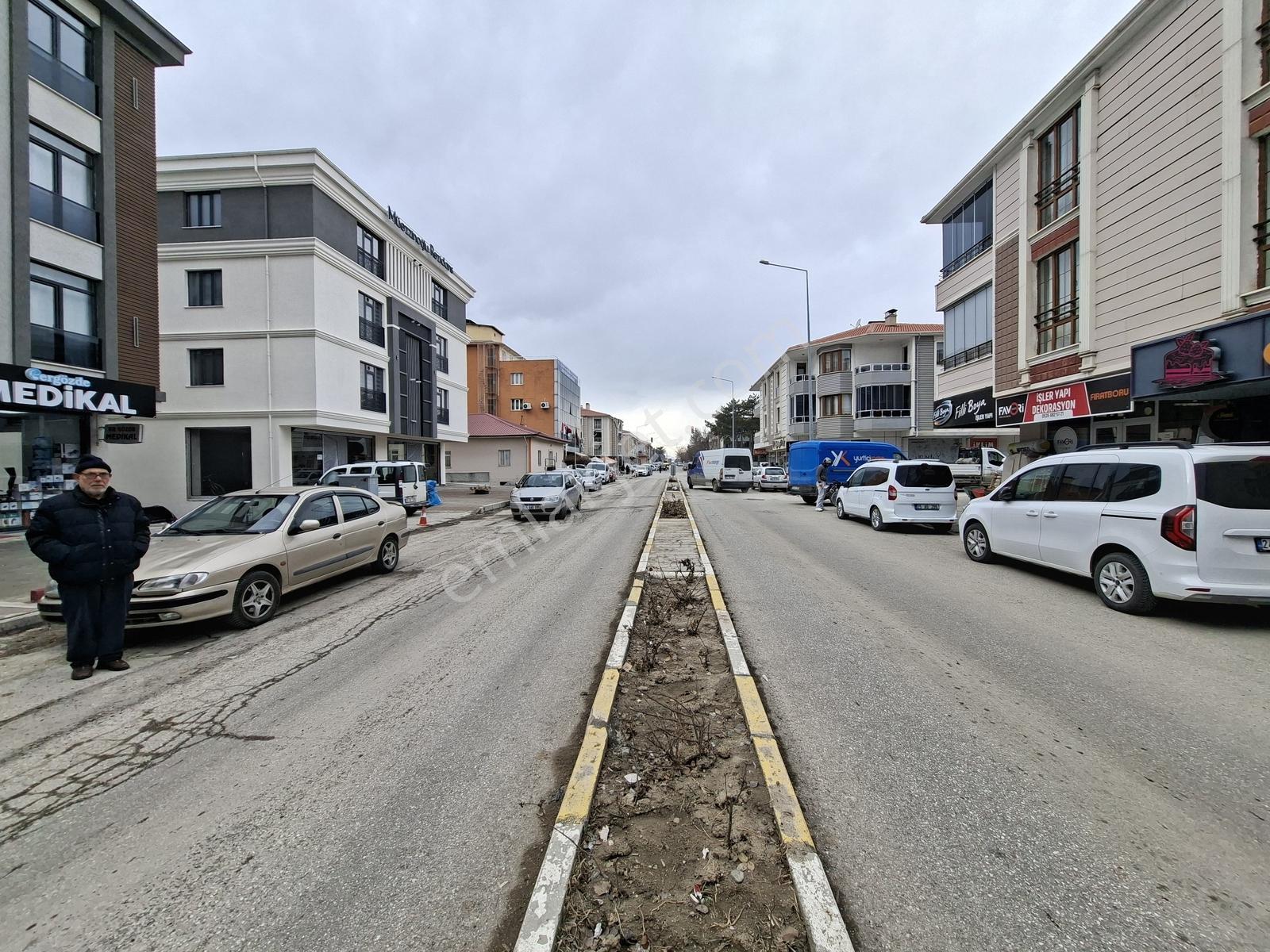 Remax Dem'den Yeni Hastane Yanı Cadde Üstü 85m2 2+1 Kiralık Ofis - Görsel 15