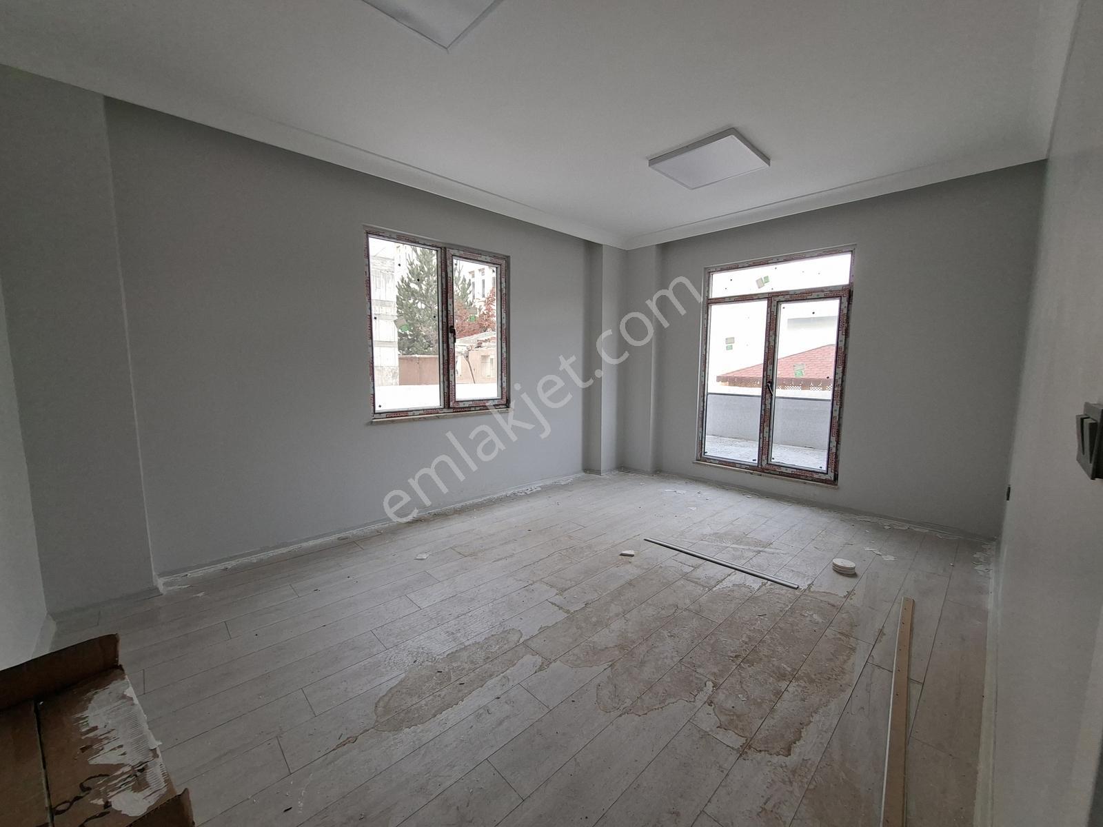 Remax Dem'den Yeni Hastane Yanı Cadde Üstü 85m2 2+1 Kiralık Ofis - Görsel 10