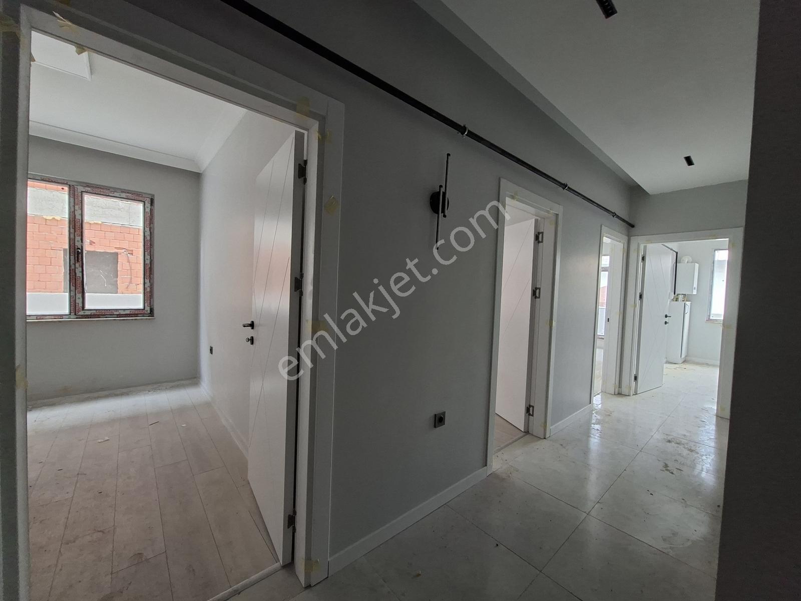 Remax Dem'den Yeni Hastane Yanı Cadde Üstü 85m2 2+1 Kiralık Ofis - Görsel 2