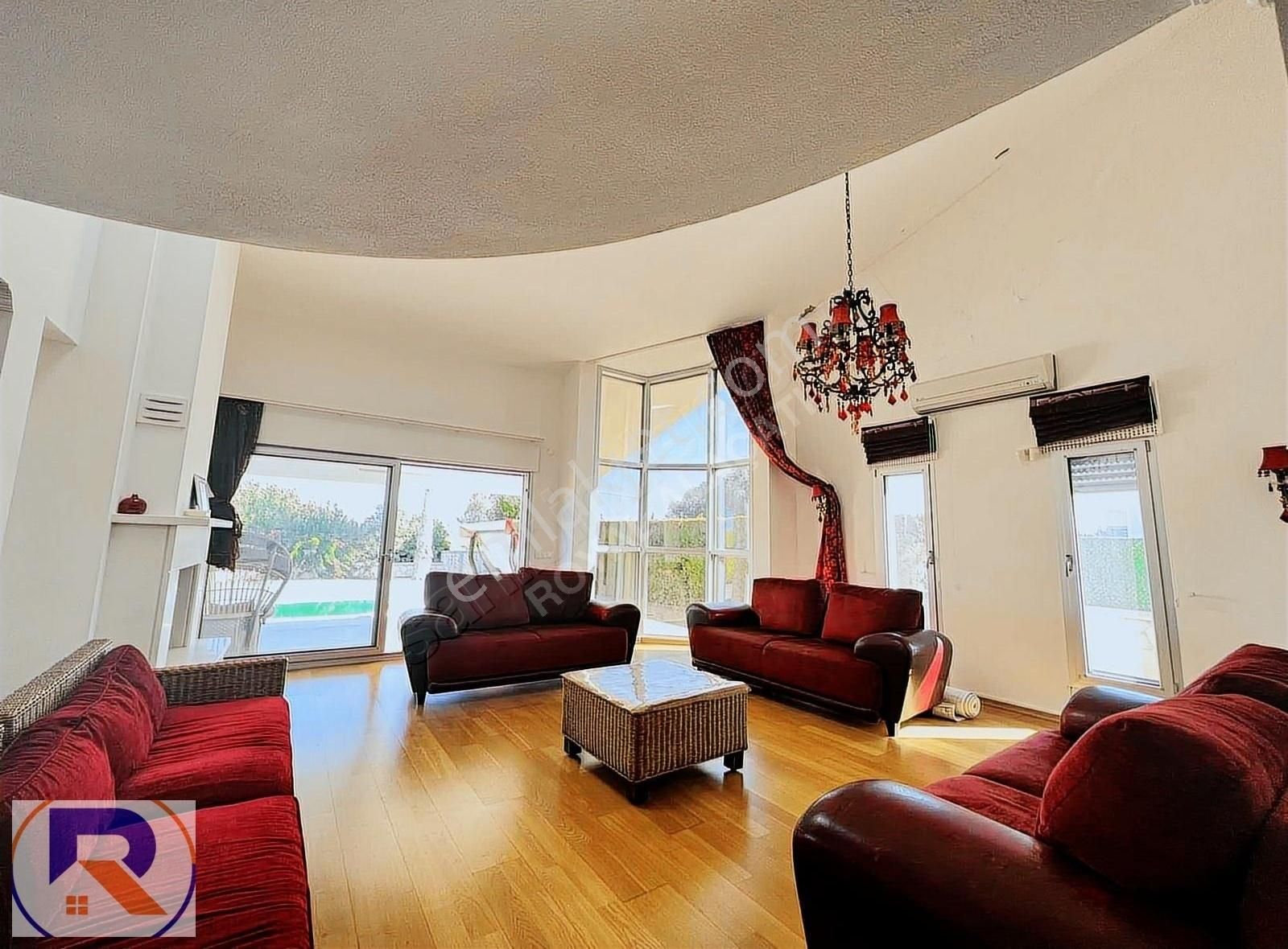 Royalden Mamurbaba Da Satılık 5+1 Villa Arayanlara Fırsat