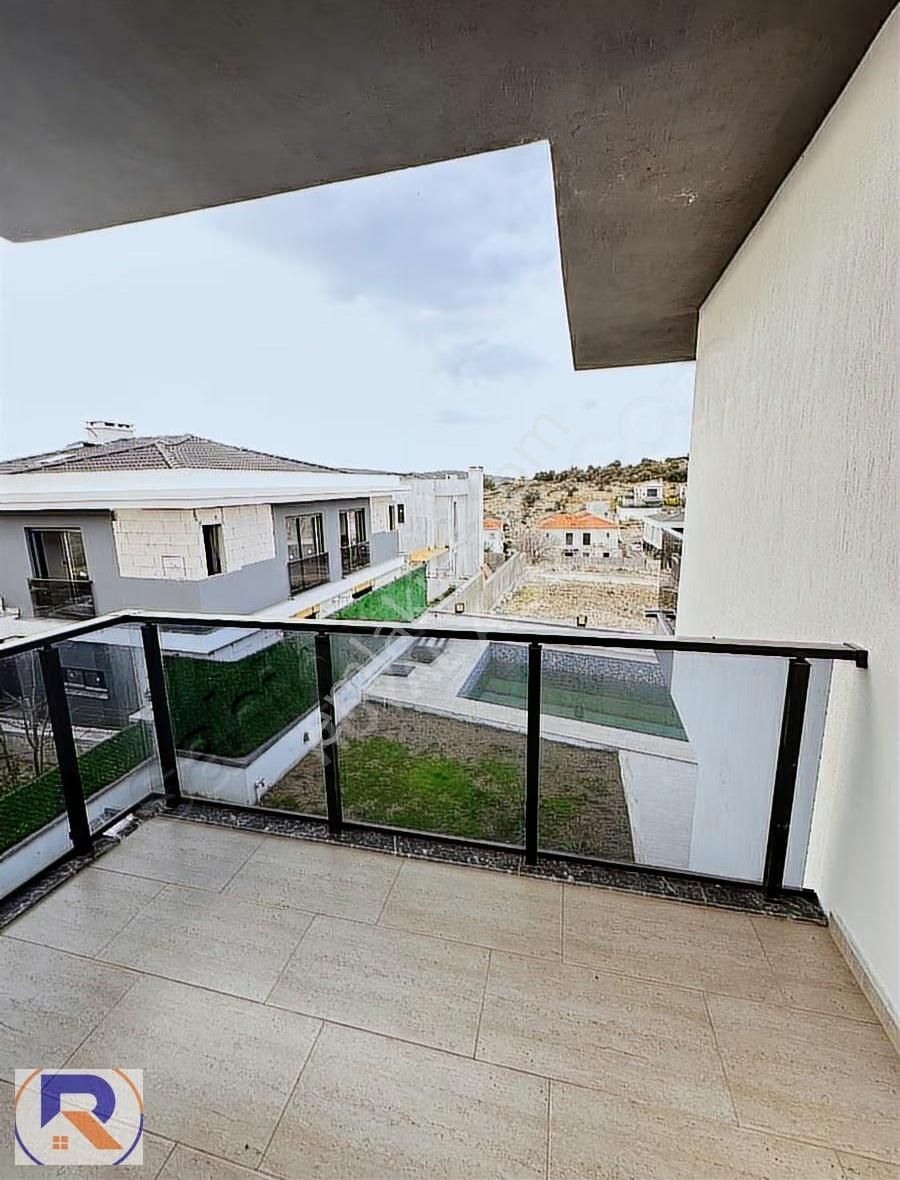 Şifnede Müstakil Havuzlu 3+1 Sıfır Villa - Görsel 8